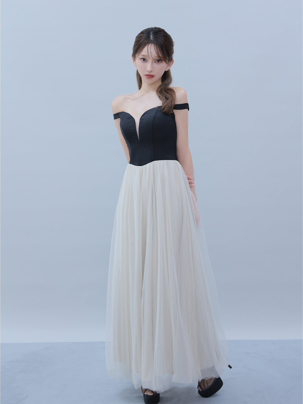 Sheer Veil Long Dress (anier4092)