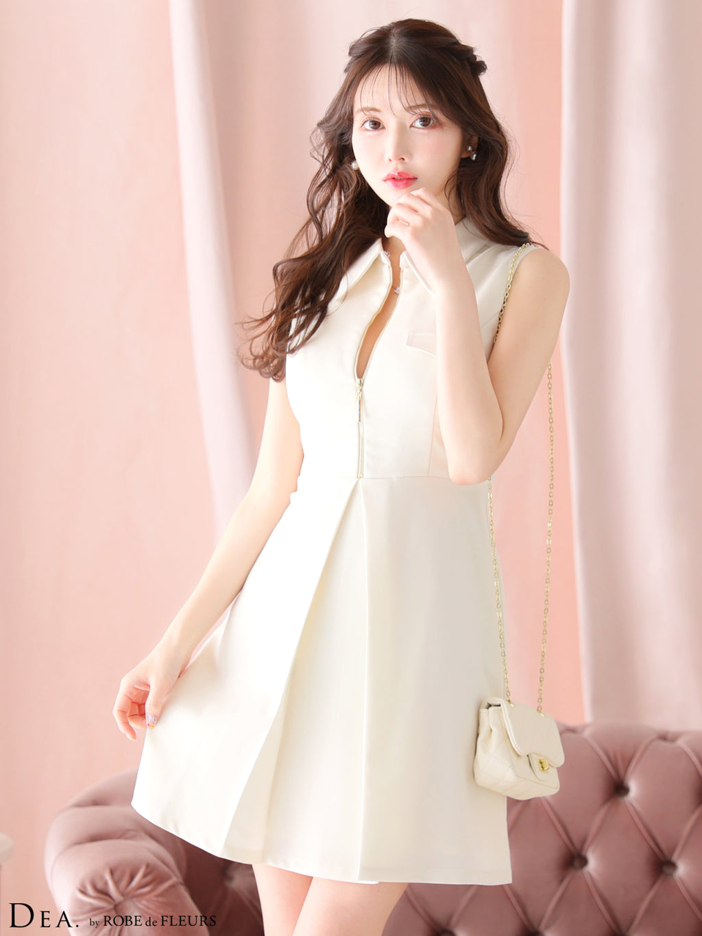 【Lサイズあり】センタージップシンプルノースリーブレディキャバドレス(DE3337)