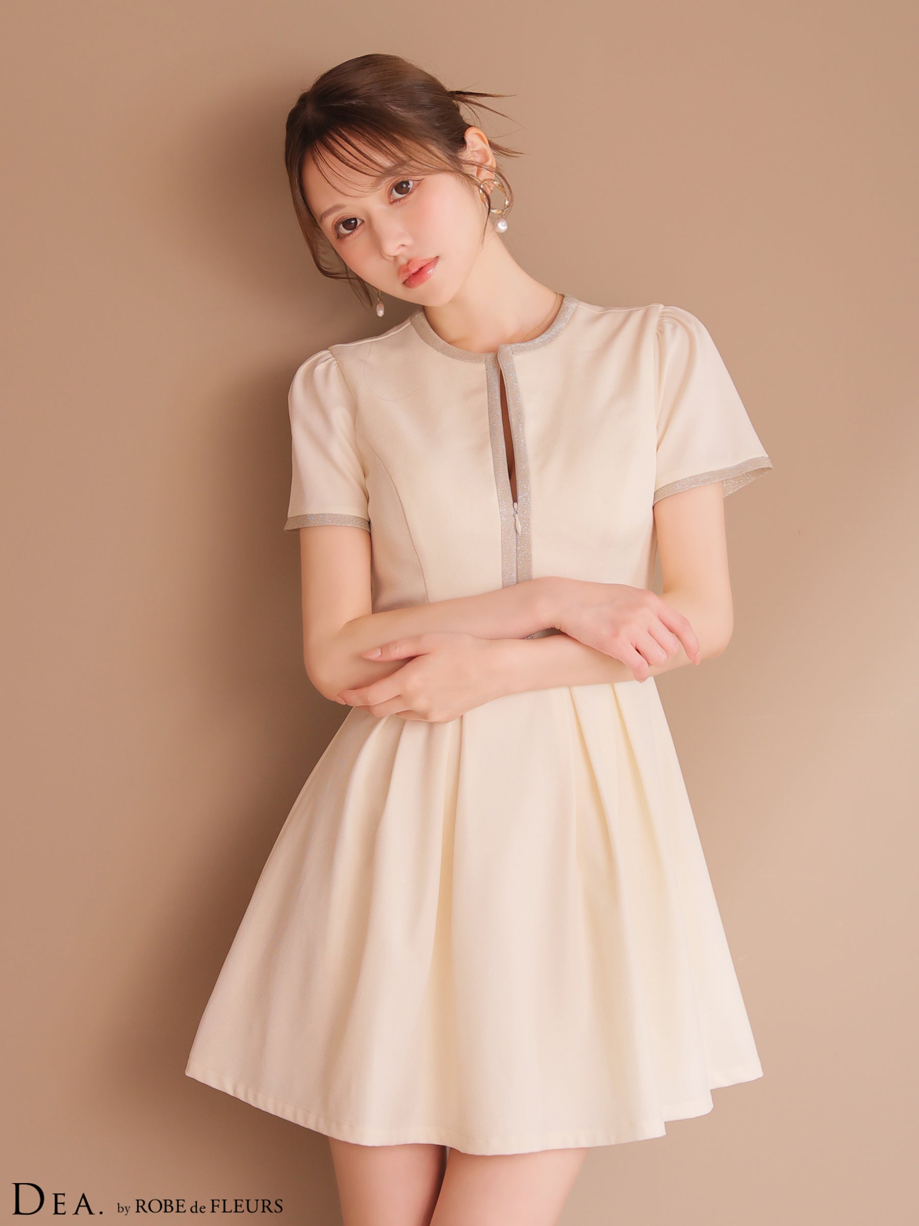 【XS～Lサイズあり】クラシカルフロントパイピングフレアミニキャバドレス(DE3357)