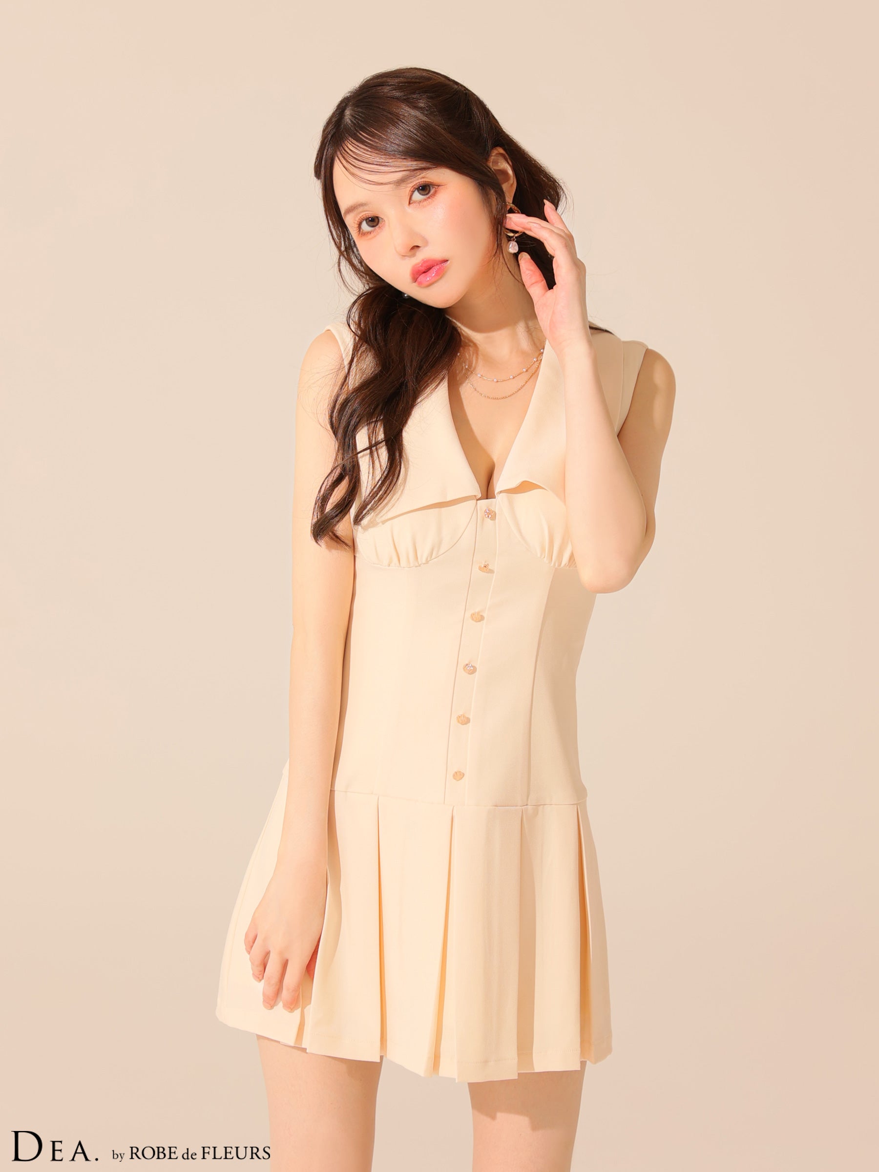 【Lサイズあり】ビッグカラーノースリーブプリーツフレアミニキャバドレス(DE3395)