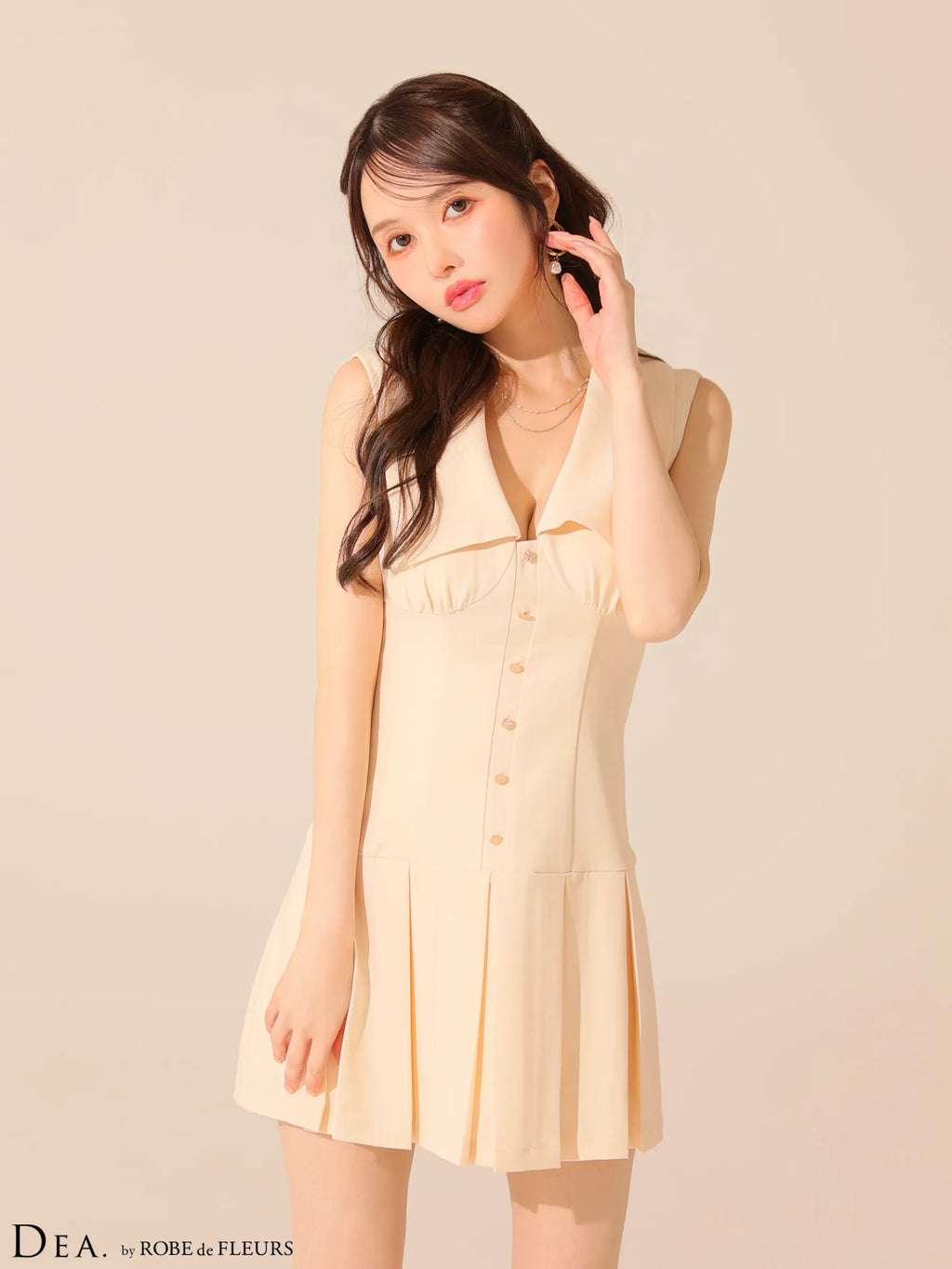 ビッグカラーノースリーブプリーツフレアミニキャバドレス(DE3395)