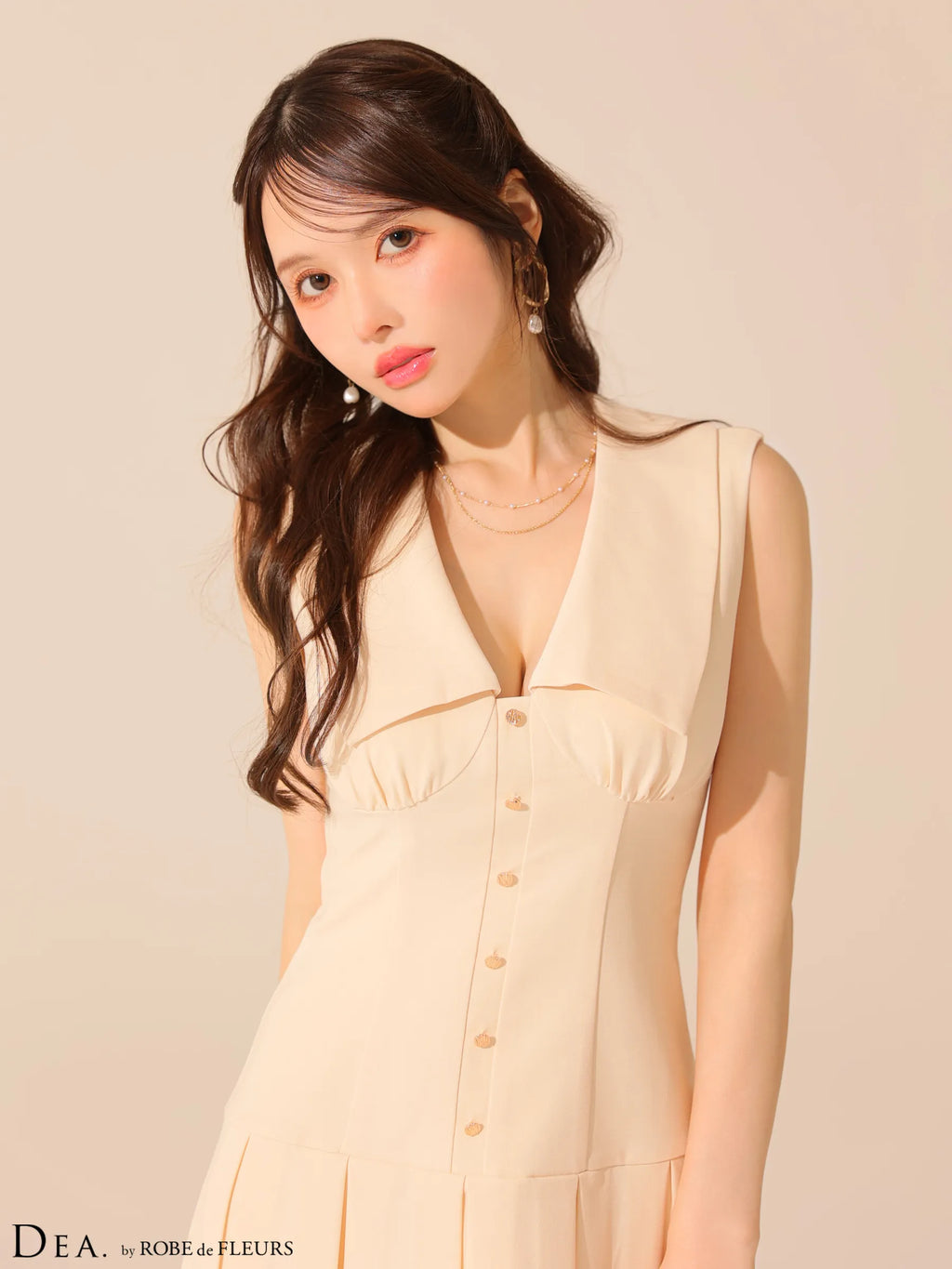 ビッグカラーノースリーブプリーツフレアミニキャバドレス(DE3395)