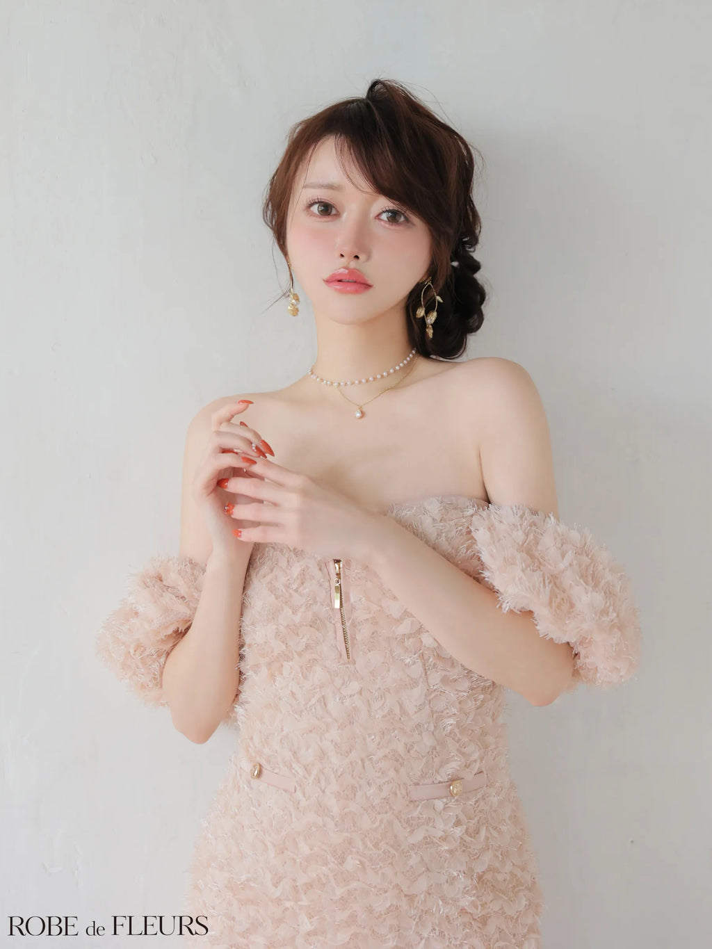 立体フリンジレースパフスリーブオフショルミニキャバドレス(fm3488)