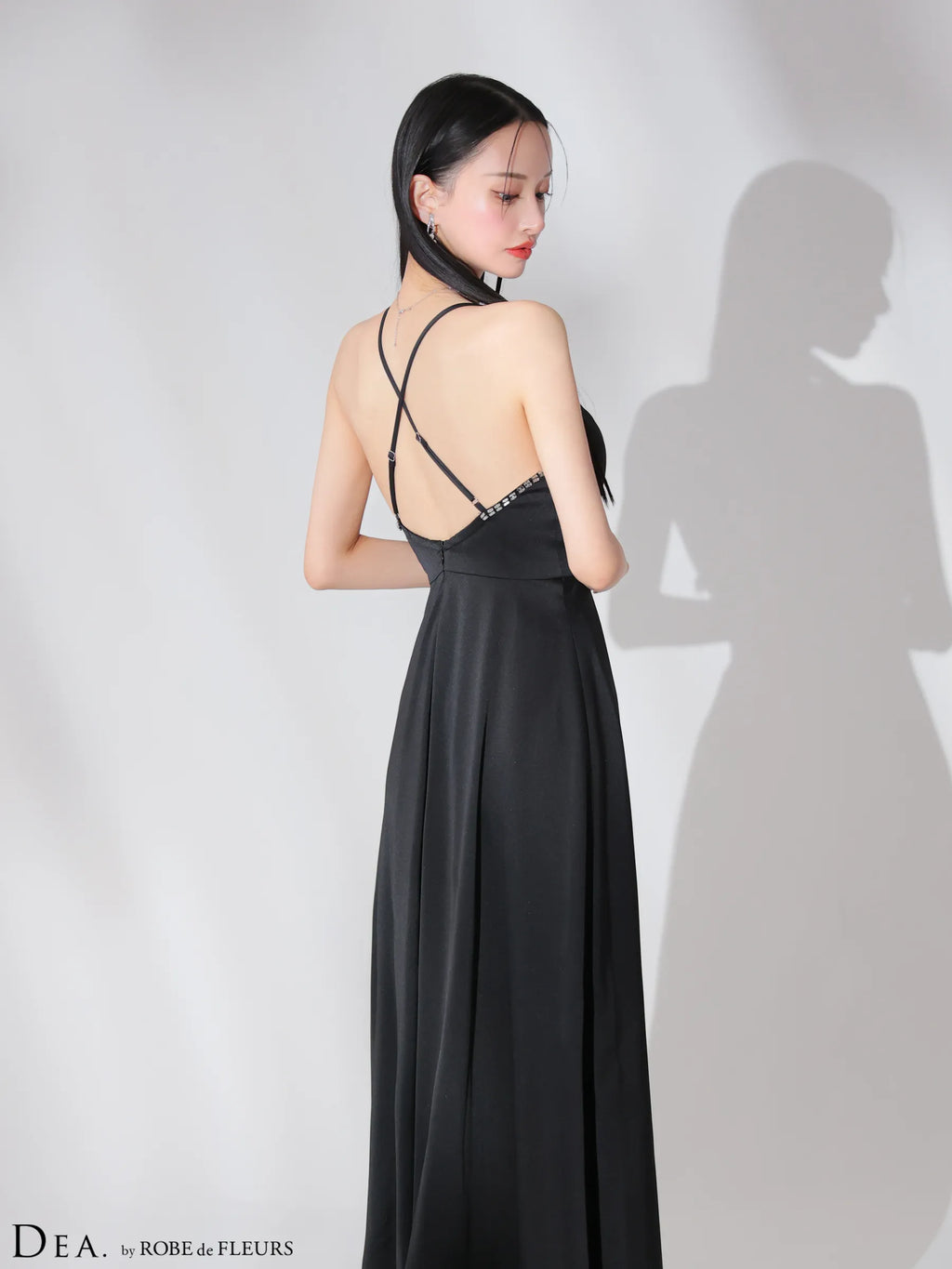 バストビジュースリットサテンキャミロングキャバドレス(DE3774)
