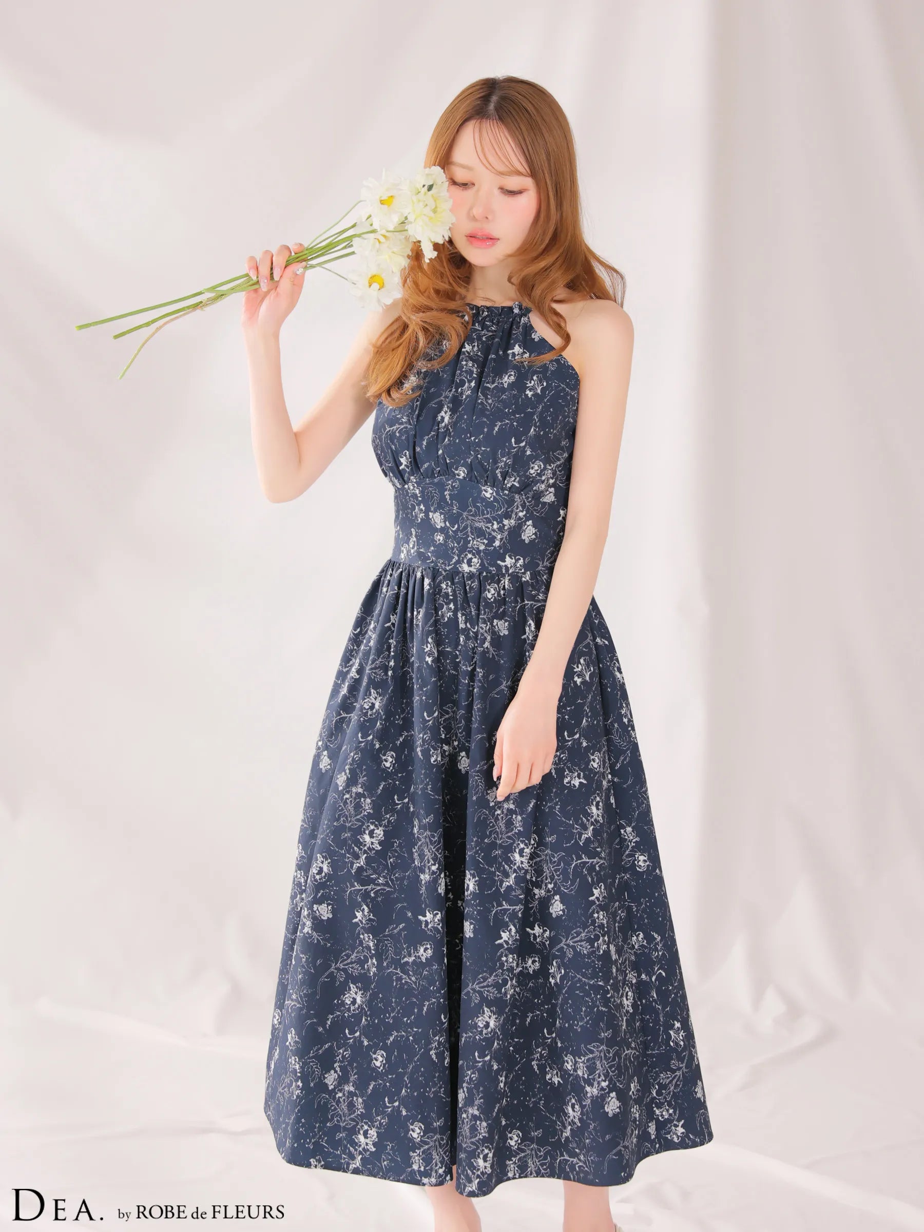 【予約】花柄ホルターネックフレアロングキャバドレス(DE3783)