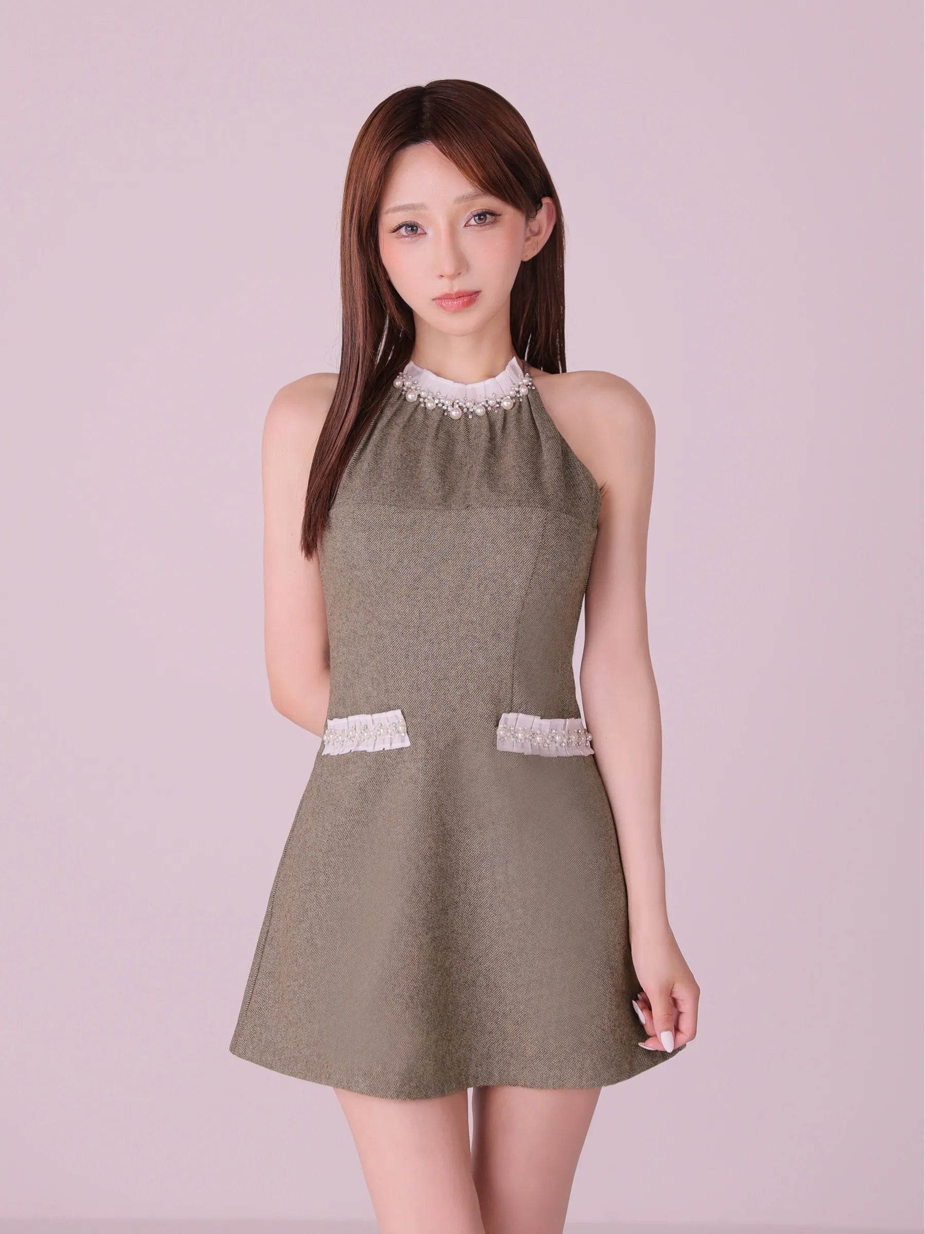 【予約】Glitter flannel halter pearl mini dress (anier4057)