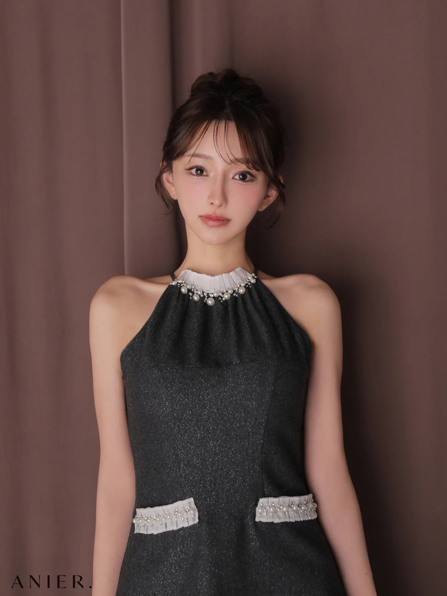 【予約】Glitter flannel halter pearl mini dress (anier4057)