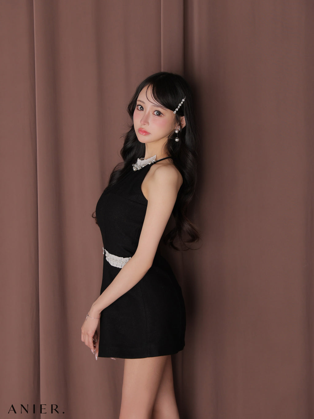 ★予約商品★【7月下旬頃入荷予定】【XSサイズあり】Glitter flannel halter pearl mini dress (anier4057)