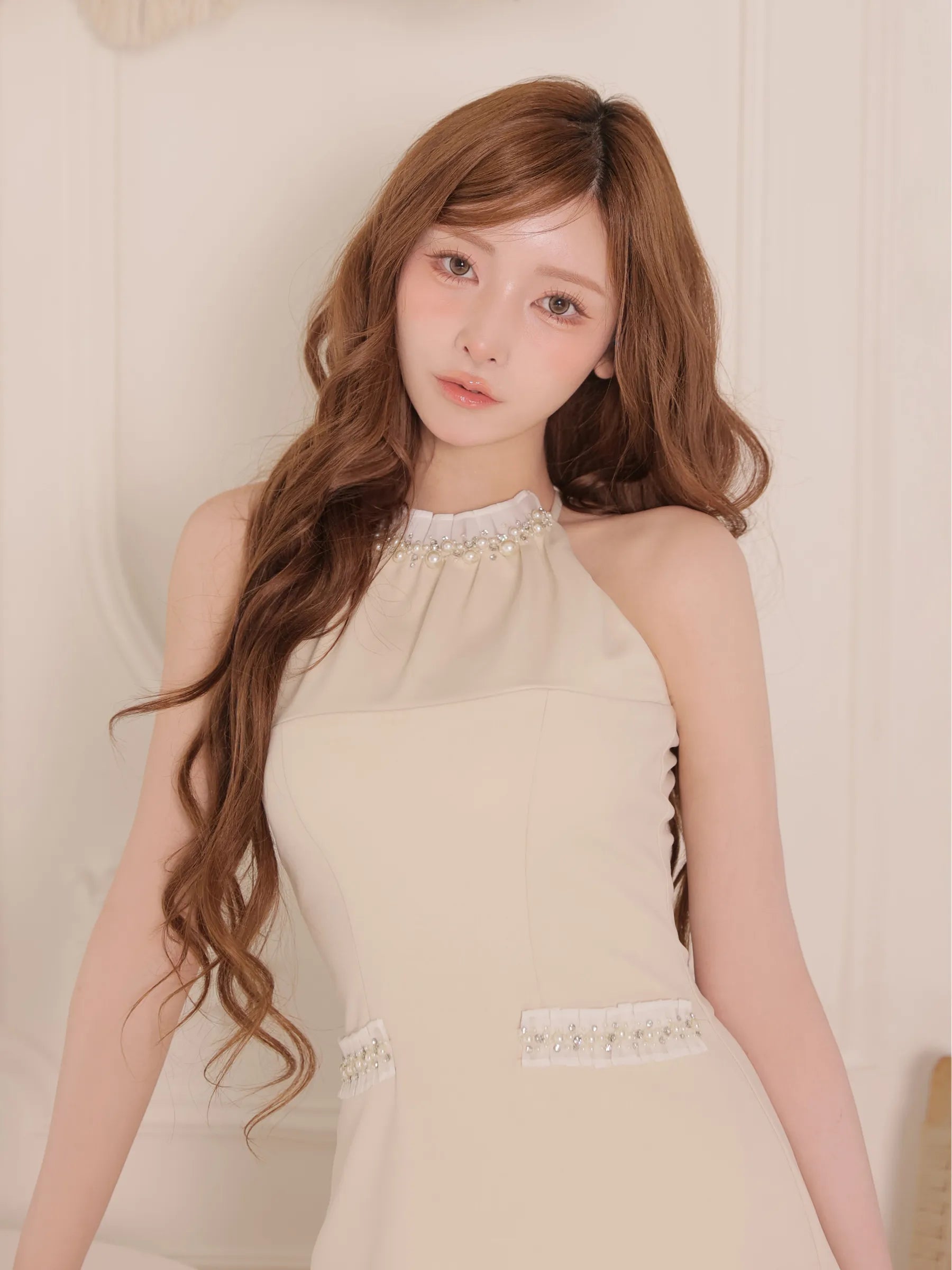 【予約】Glitter flannel halter pearl mini dress (anier4057)