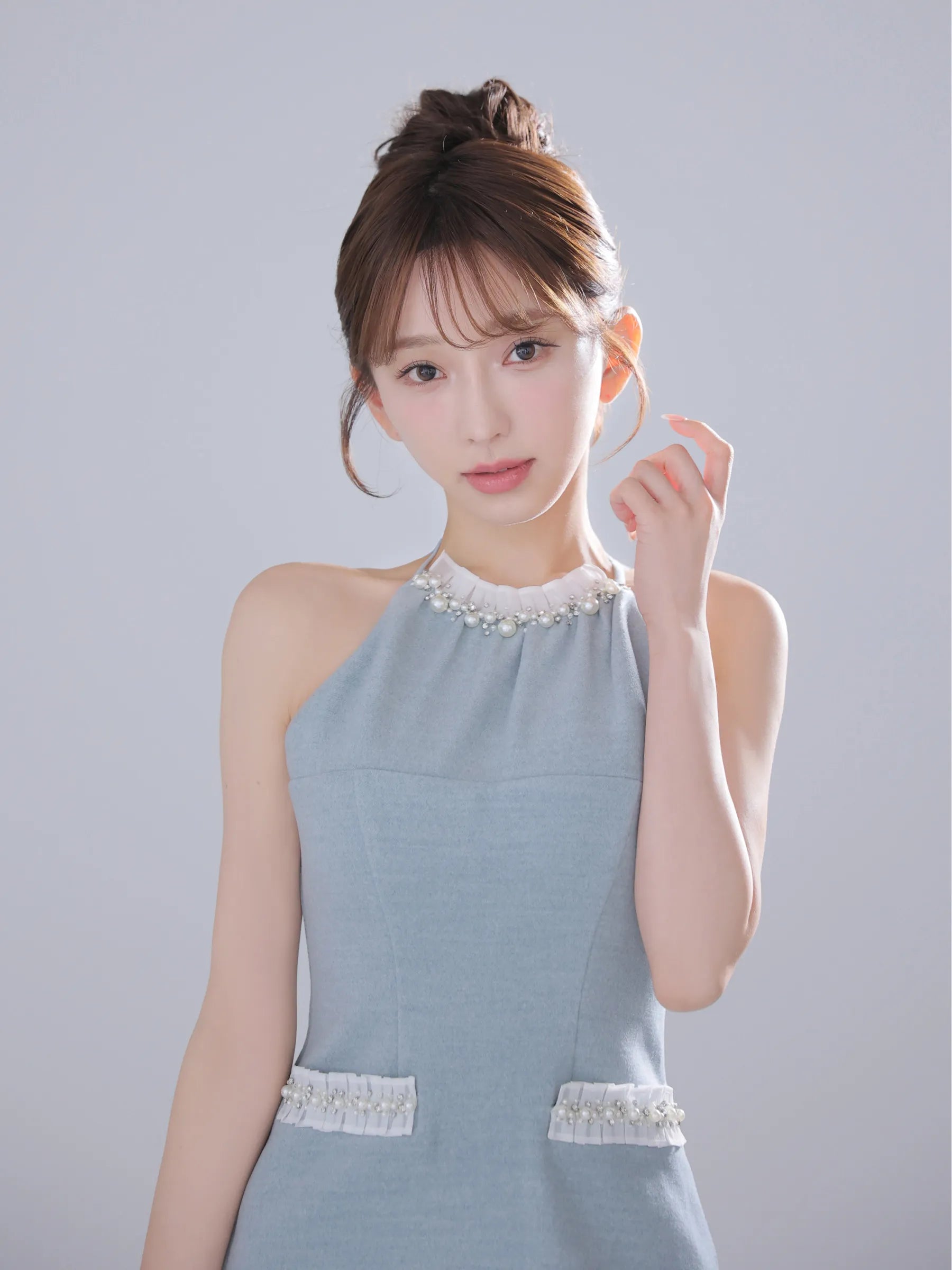 【予約】Glitter flannel halter pearl mini dress (anier4057)