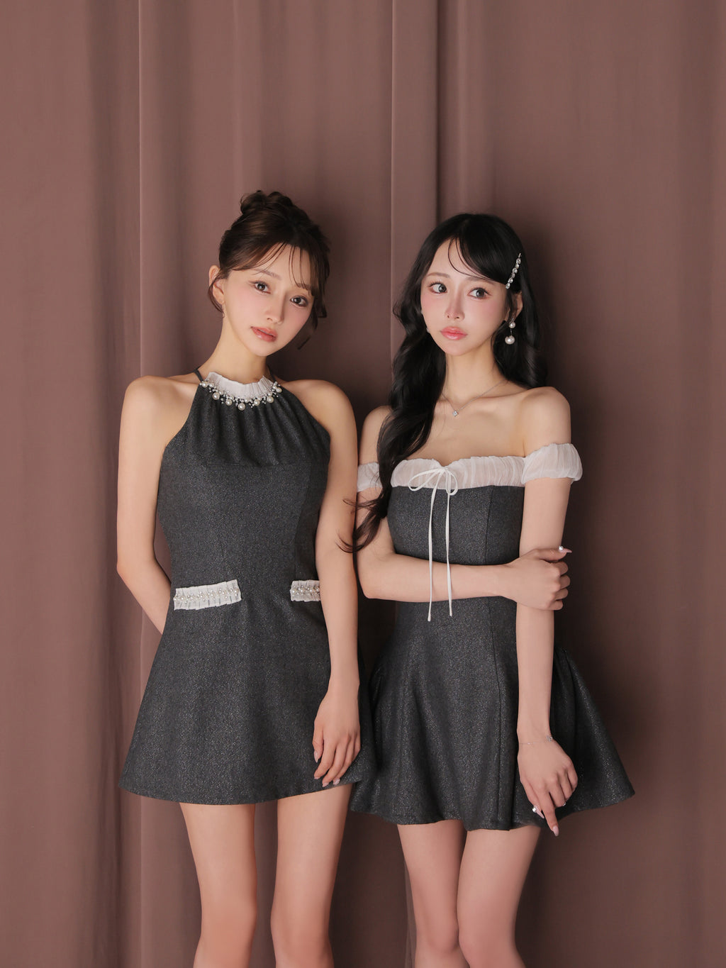 ★予約商品★【7月上旬頃入荷予定】【XSサイズあり】Glitter flannel off-the-shoulder mini dress (anier4058)