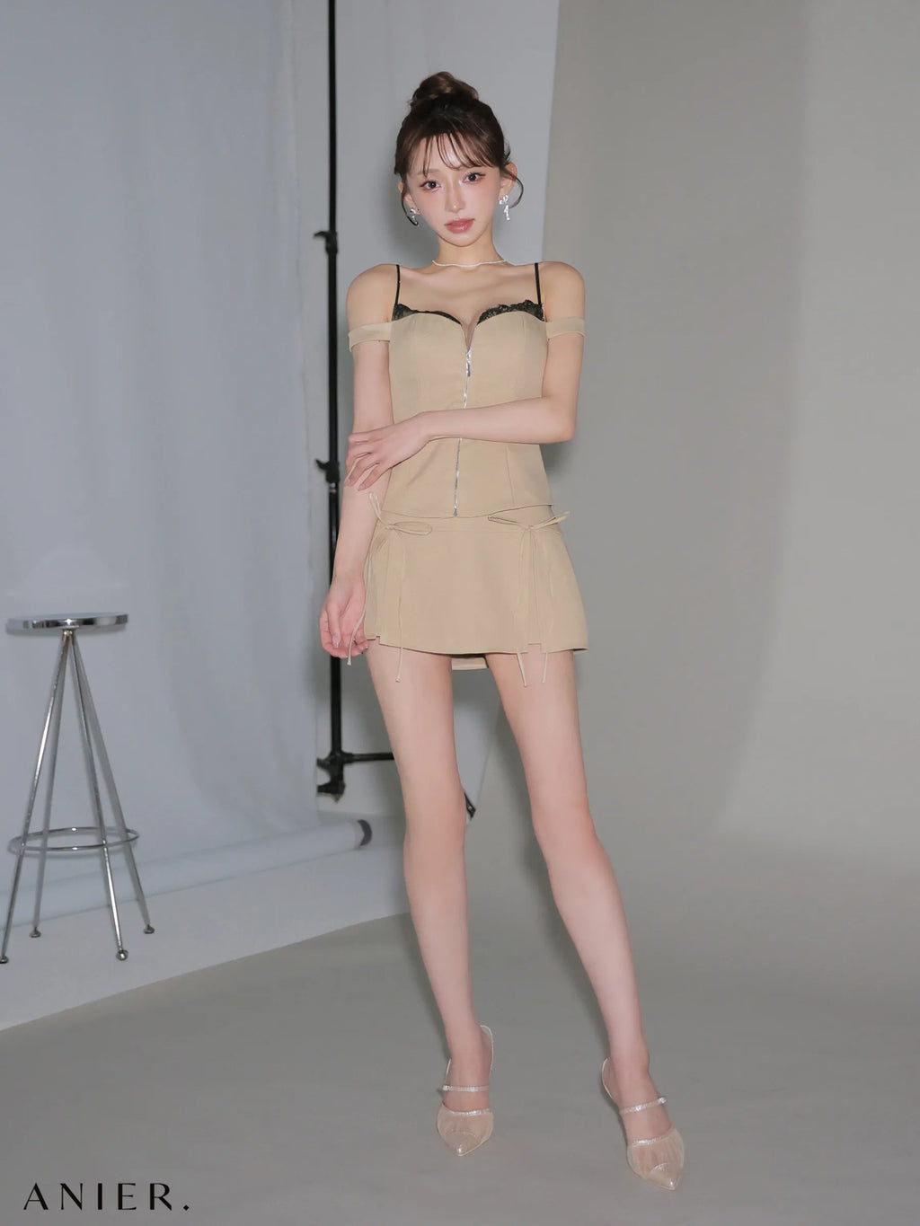 Bust lace layered two-piece mini dress (anier4060)