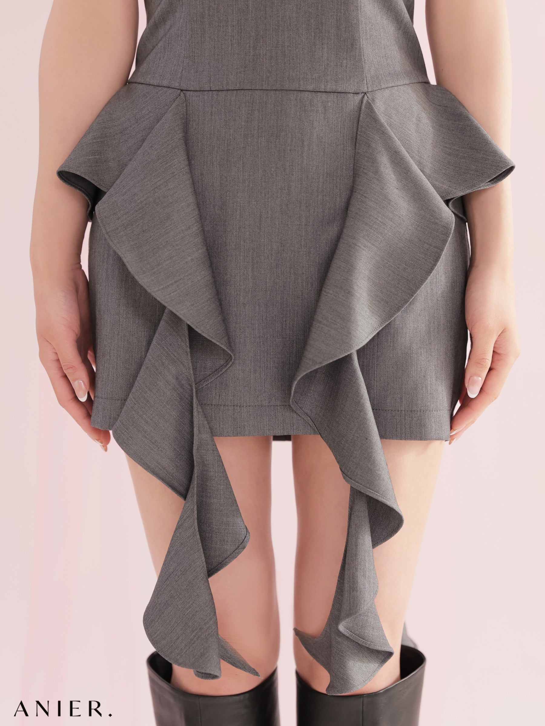【XSサイズあり】Minimal bijou trim ruffled mini dress (anier4080)