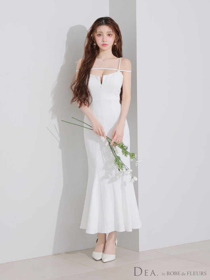 ★一部予約商品★【7月中旬頃入荷予定】【Lサイズあり】デコルテラインストレッチキルティングマーメイドキャバドレス(DE4215)