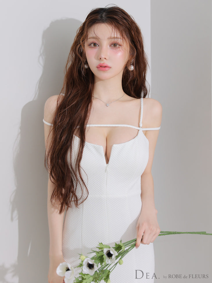 ★一部予約商品★【7月中旬頃入荷予定】【Lサイズあり】デコルテラインストレッチキルティングマーメイドキャバドレス(DE4215)
