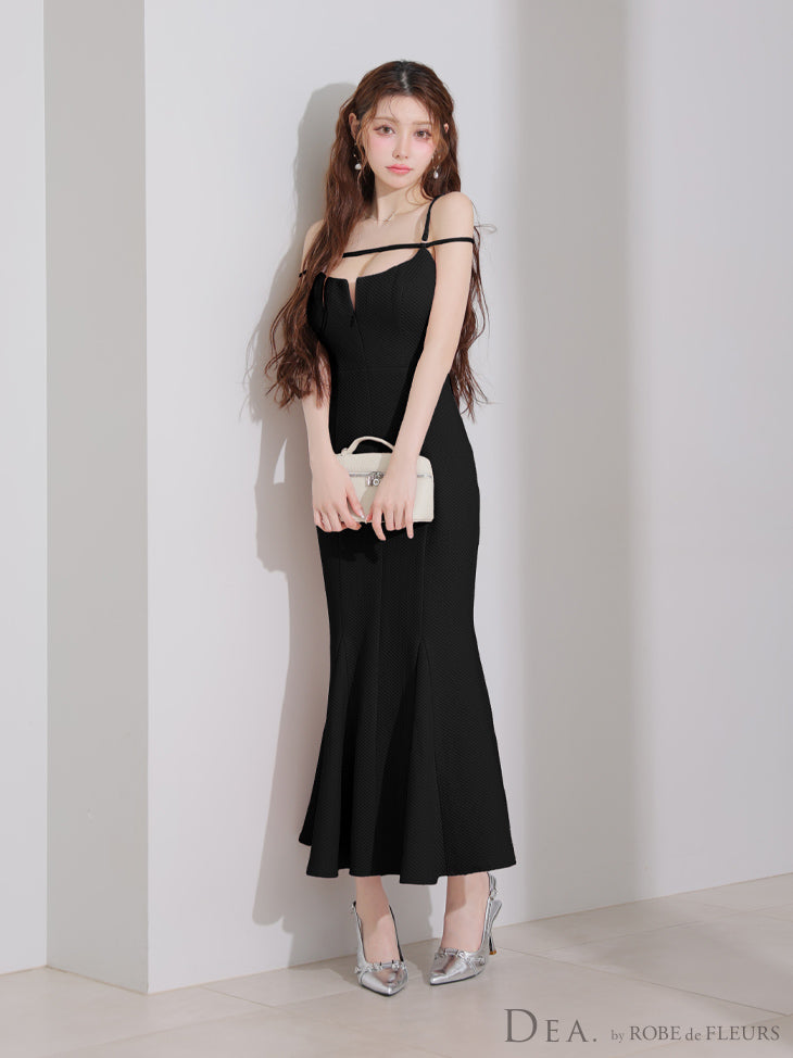 ★一部予約商品★【7月中旬頃入荷予定】【Lサイズあり】デコルテラインストレッチキルティングマーメイドキャバドレス(DE4215)