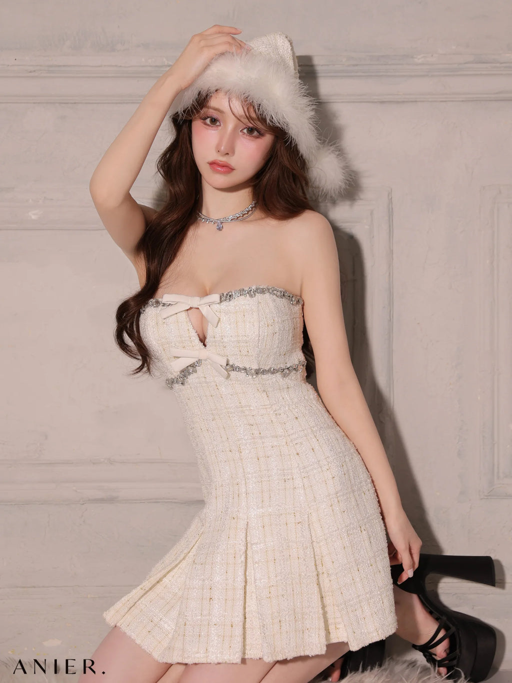 Sparkling Ribbon Bear Dress Santa (anier4227)