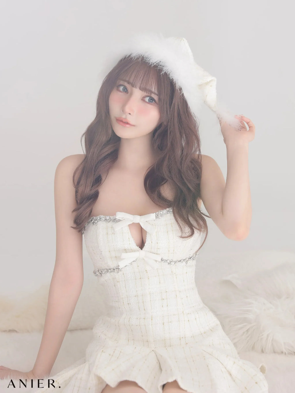 Sparkling Ribbon Bear Dress Santa (anier4227)