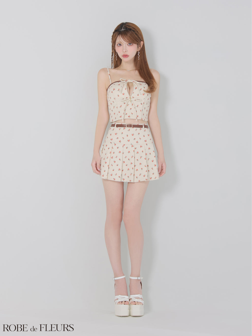 ★予約商品★【8月上旬頃入荷予定】【XSサイズあり】小花柄レザーパイピングプリーツセットアップミニキャバドレス (fm4355)