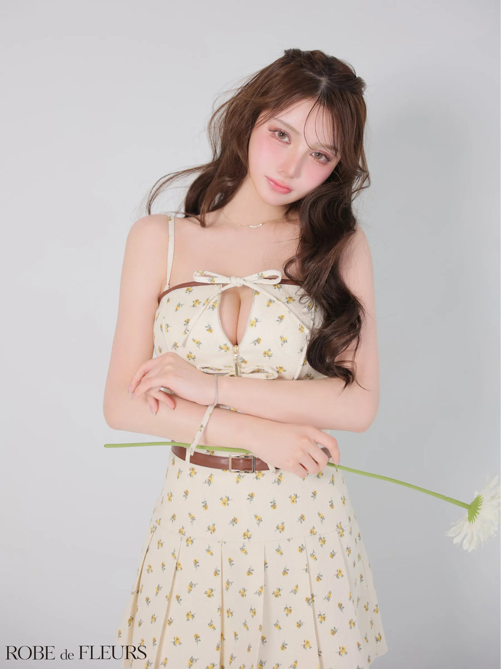 小花柄レザーパイピングプリーツセットアップミニキャバドレス (fm4355)