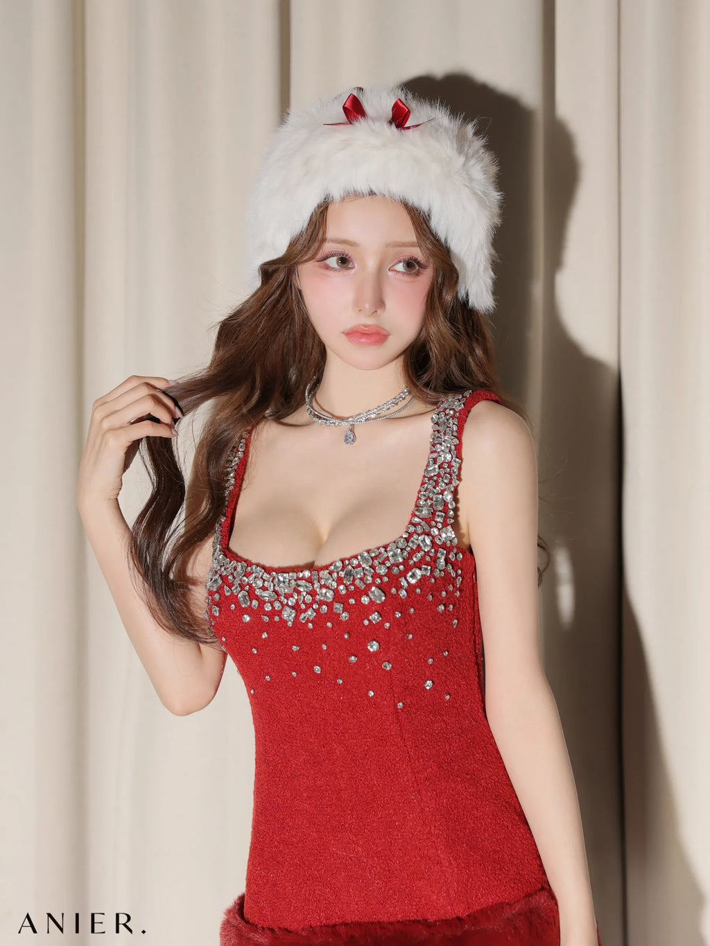 Big Ribbon Jeweled Fur Santa (anier4610)