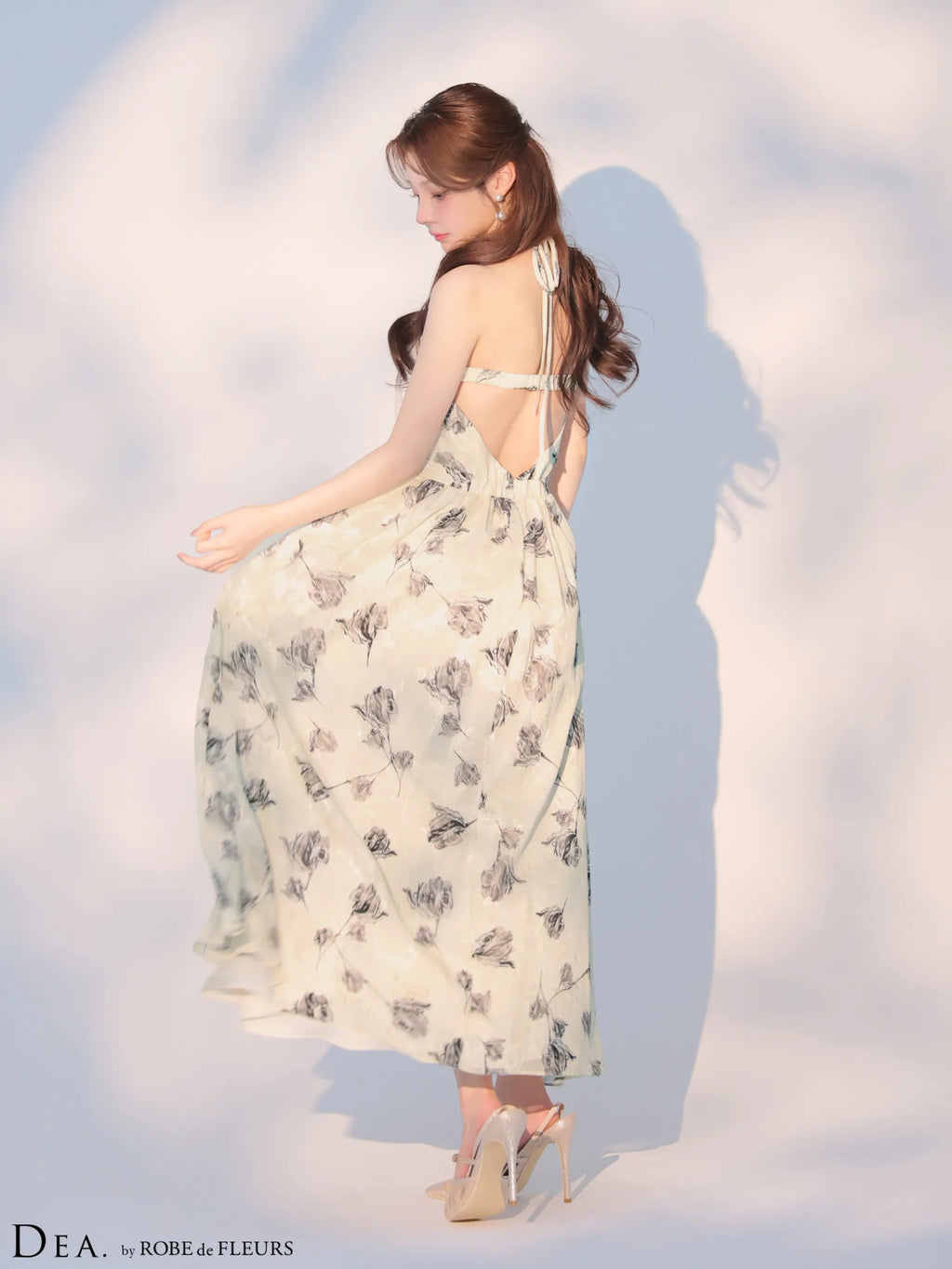 フラワージャガードシフォンホルターネックロングキャバドレス (DE4642)