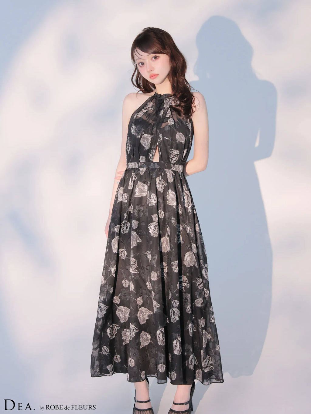 フラワージャガードシフォンホルターネックロングキャバドレス (DE4642)