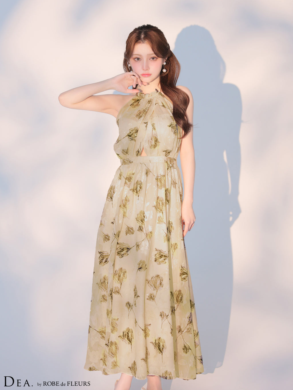 ★予約商品★【7月中旬頃入荷予定】【XS～Lサイズあり】フラワージャガードシフォンホルターネックロングキャバドレス (DE4642)