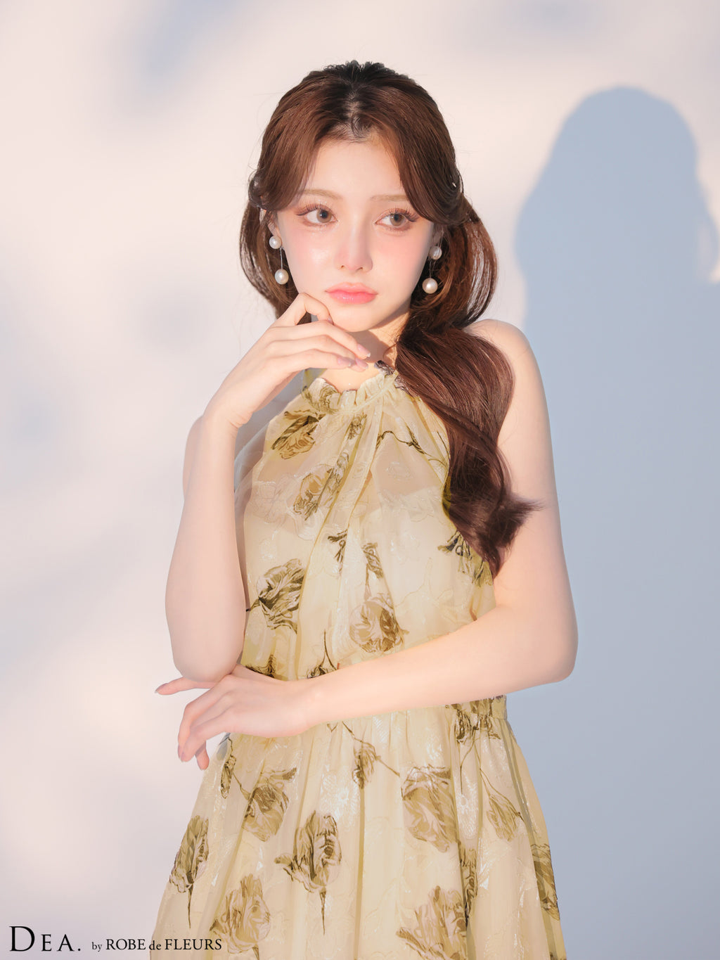 ★予約商品★【7月中旬頃入荷予定】【XS～Lサイズあり】フラワージャガードシフォンホルターネックロングキャバドレス (DE4642)
