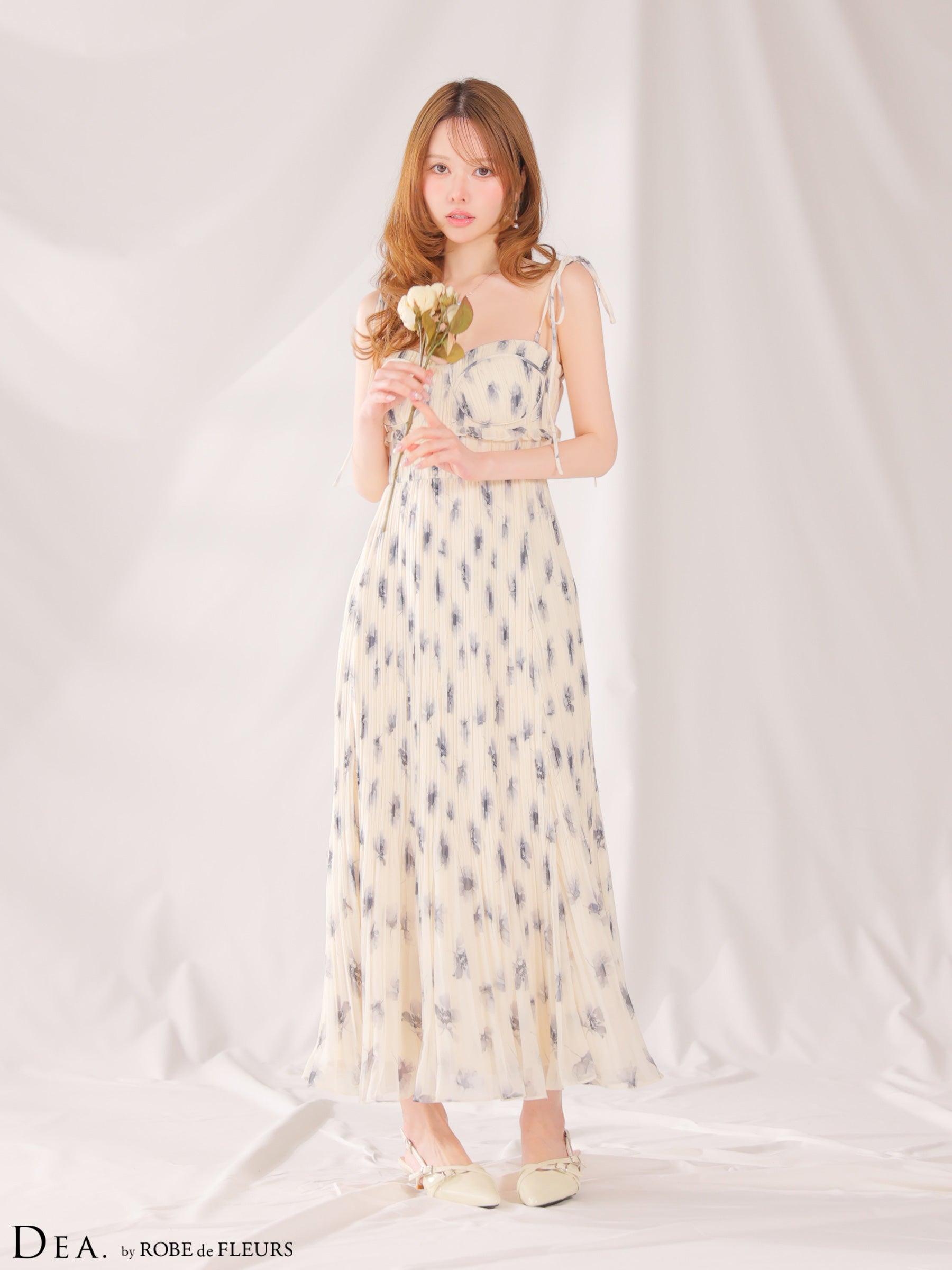 ★予約商品★【9月中旬頃入荷予定】【XS〜Lサイズあり】プリーツフラワーシフォンロングキャバドレス(DE4643)