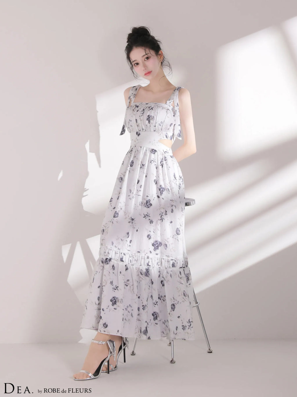 フラワーシフォンサイドカットロングキャバドレス(DE4653)
