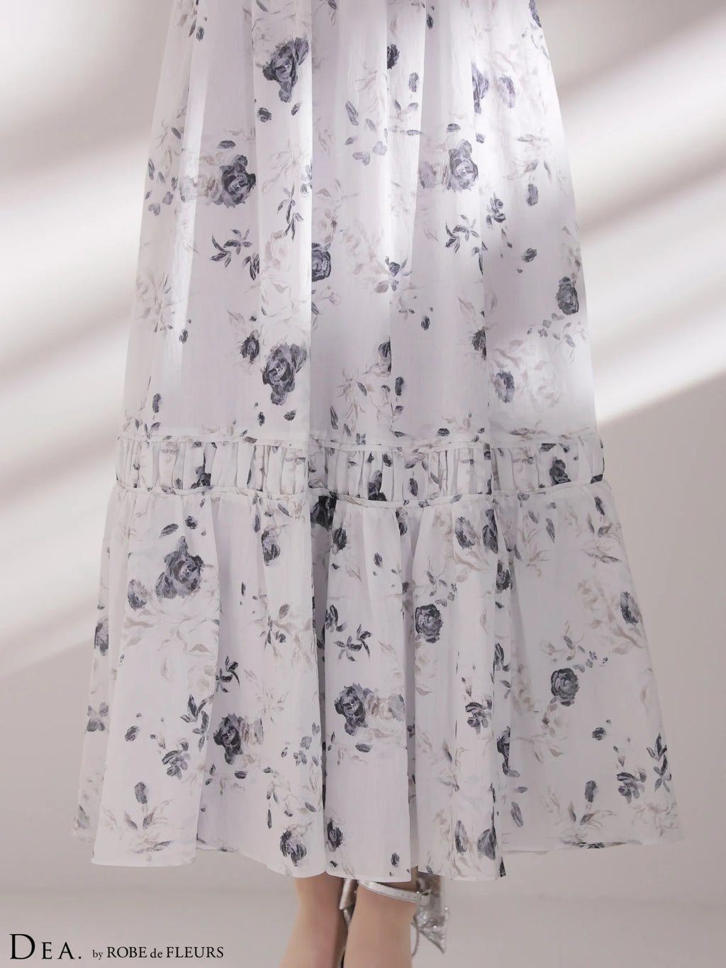 フラワーシフォンサイドカットロングキャバドレス(DE4653)
