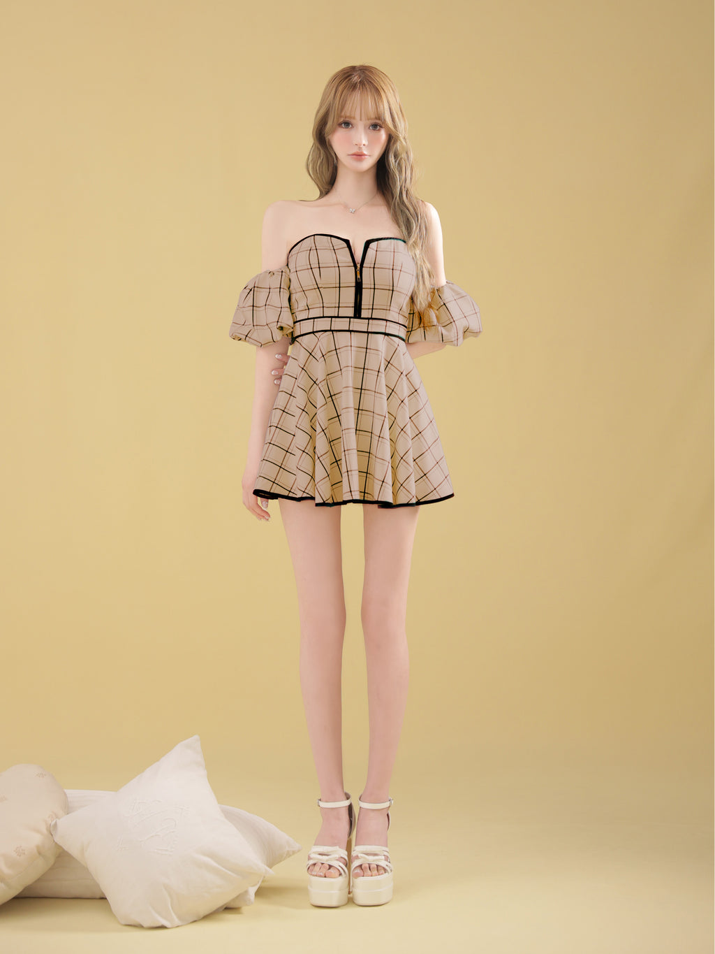 ★予約商品★【7月下旬頃入荷予定】【XS〜Lサイズあり】チェックツイルオフショルバストジップミニキャバドレス (fm4658)