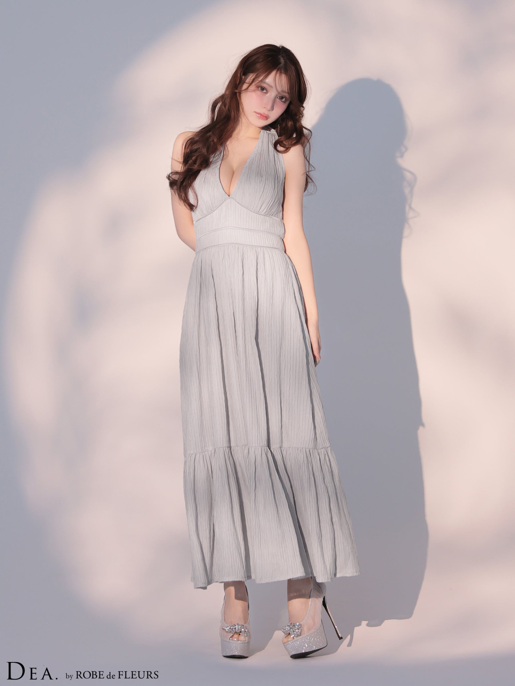 【XS～Lサイズあり】プリーツシフォンホルターネックロングキャバドレス (DE4659)