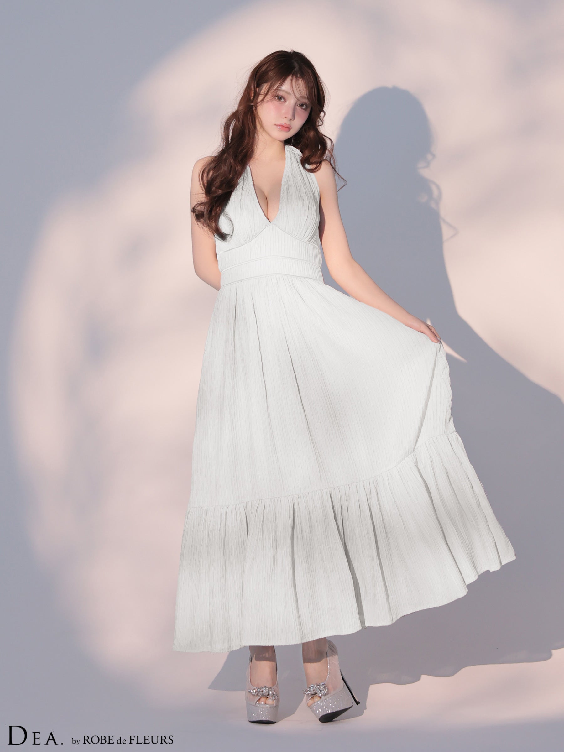 【XS～Lサイズあり】プリーツシフォンホルターネックロングキャバドレス (DE4659)