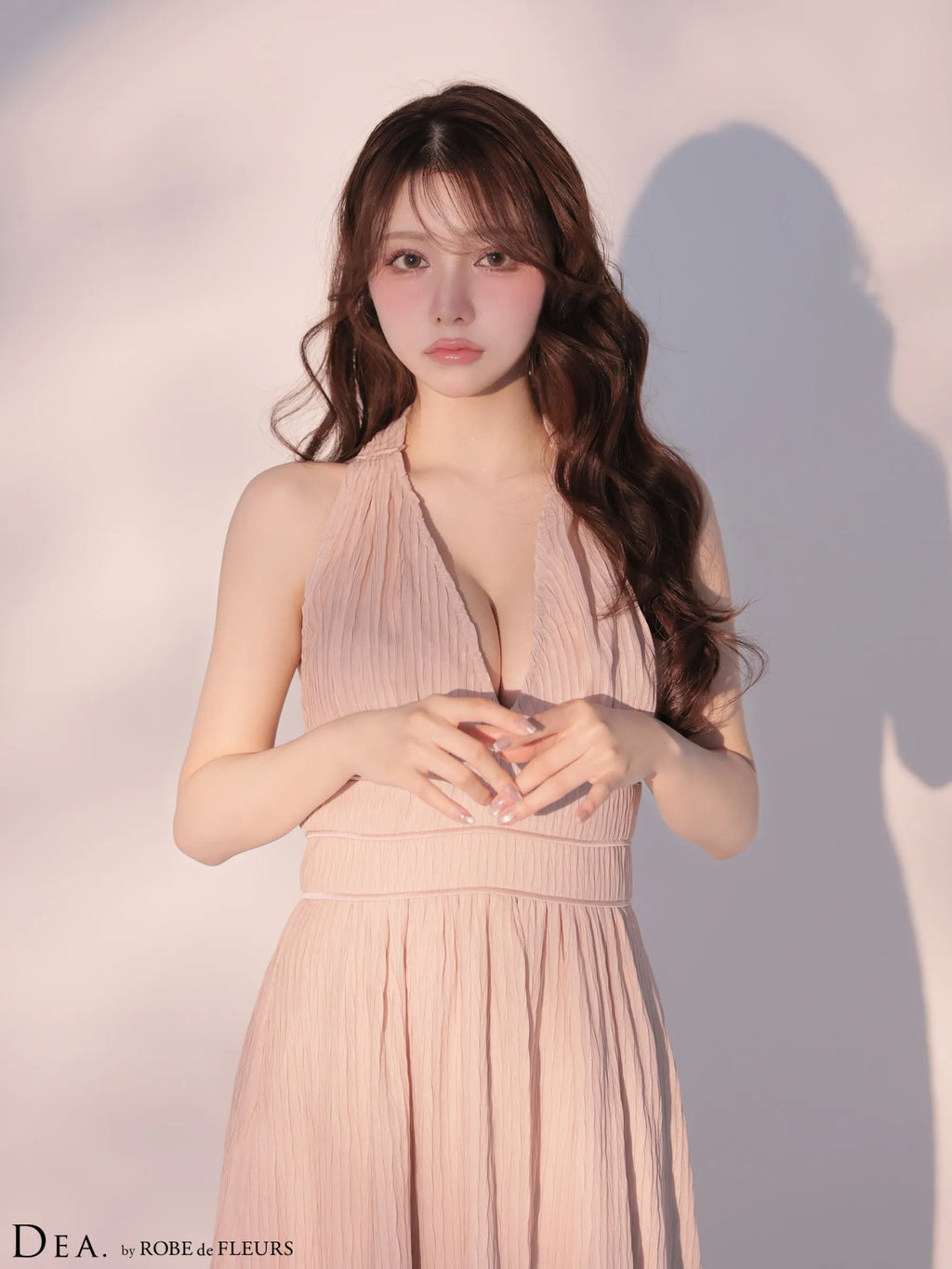 プリーツシフォンホルターネックロングキャバドレス (DE4659)
