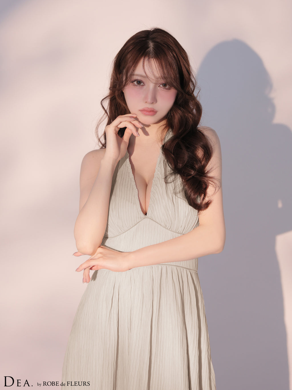 【XS～Lサイズあり】プリーツシフォンホルターネックロングキャバドレス (DE4659)