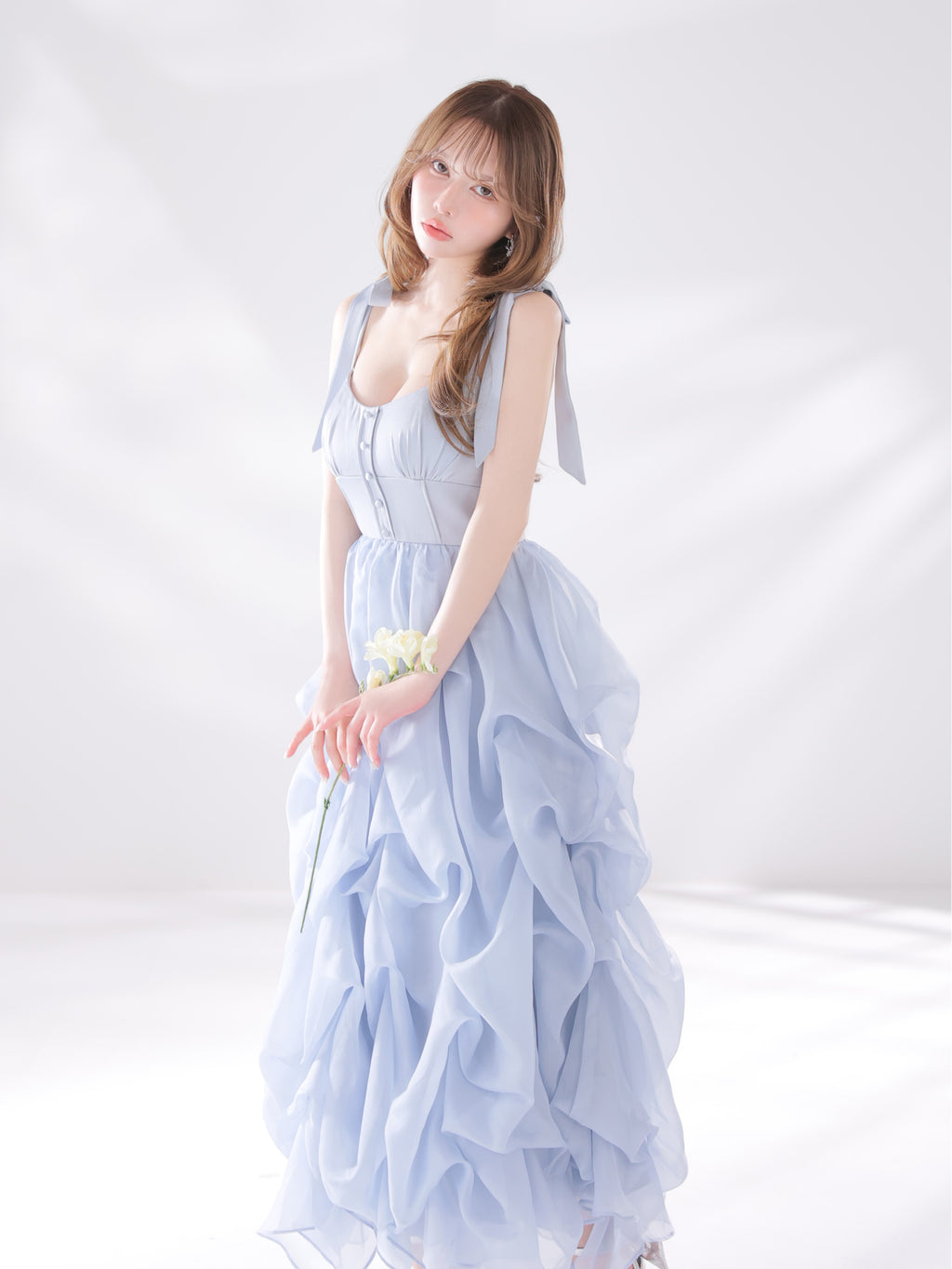 ★予約商品★【8月上旬頃入荷予定】【XS～Lサイズあり】ショルダーリボンバルーンフリルロングキャバドレス(fm4687)