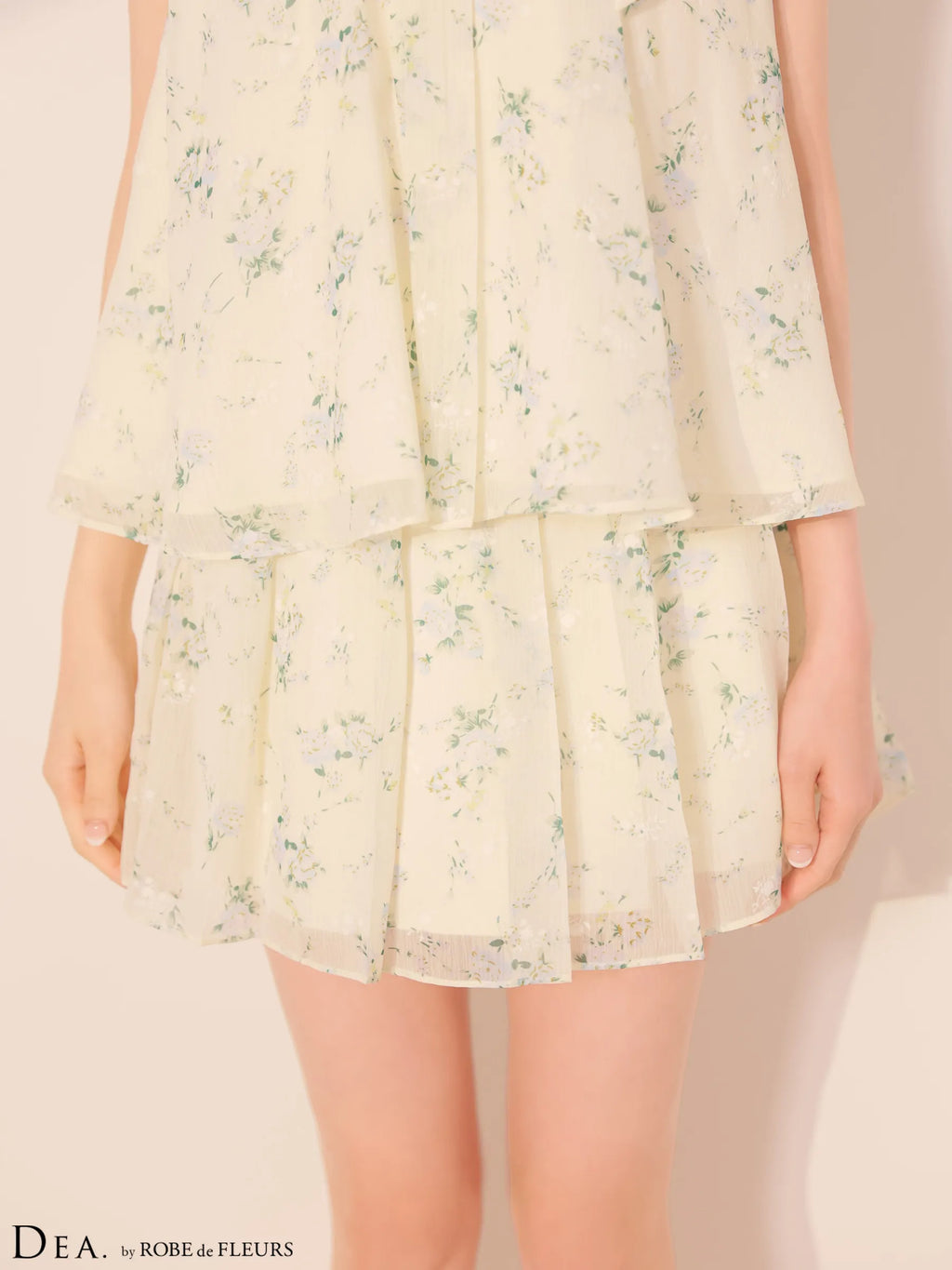 フラワーシフォンフレアセットアップミニキャバドレス(DE4689)