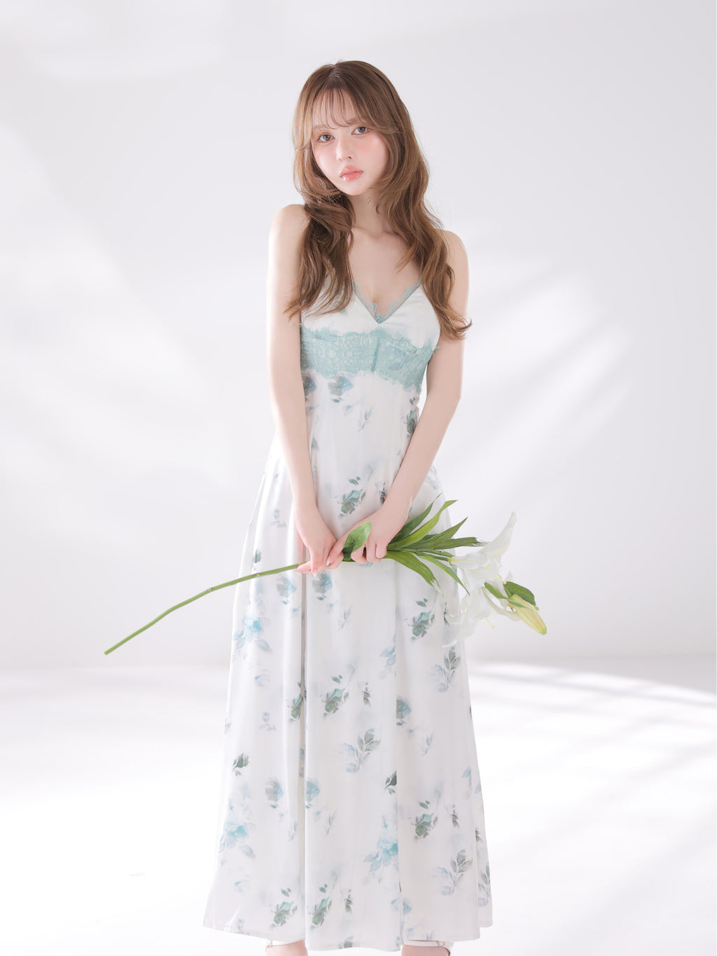 【XSサイズあり】花柄サテンレースラインフレアロングキャバドレス(DE4694)