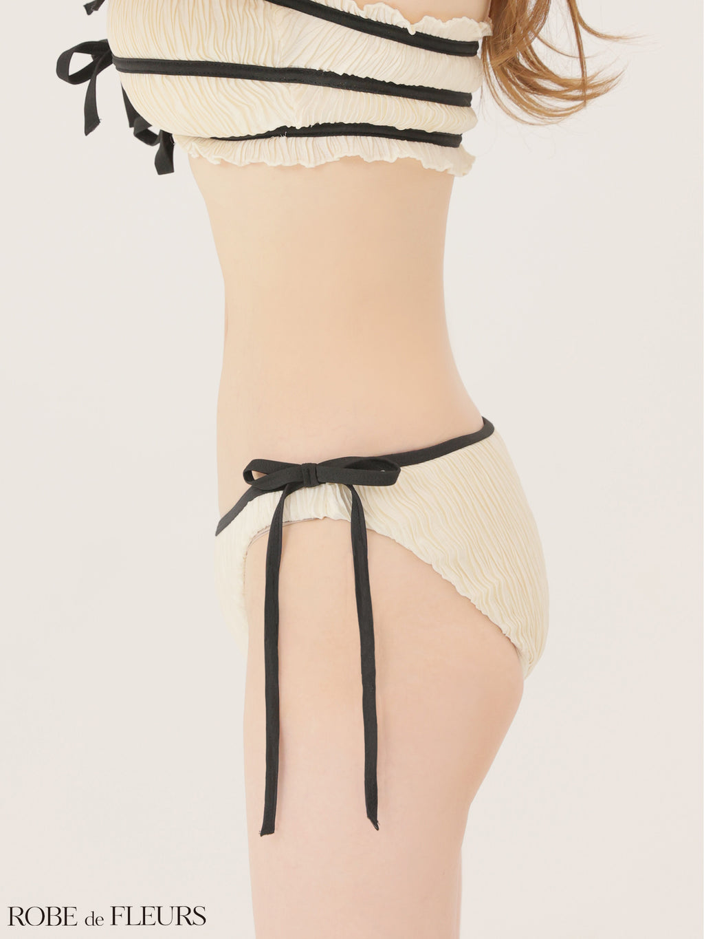 ★即日発送可能★【水着】Noir Ribbon Frill Swimwear（fm4904）【返品不可】