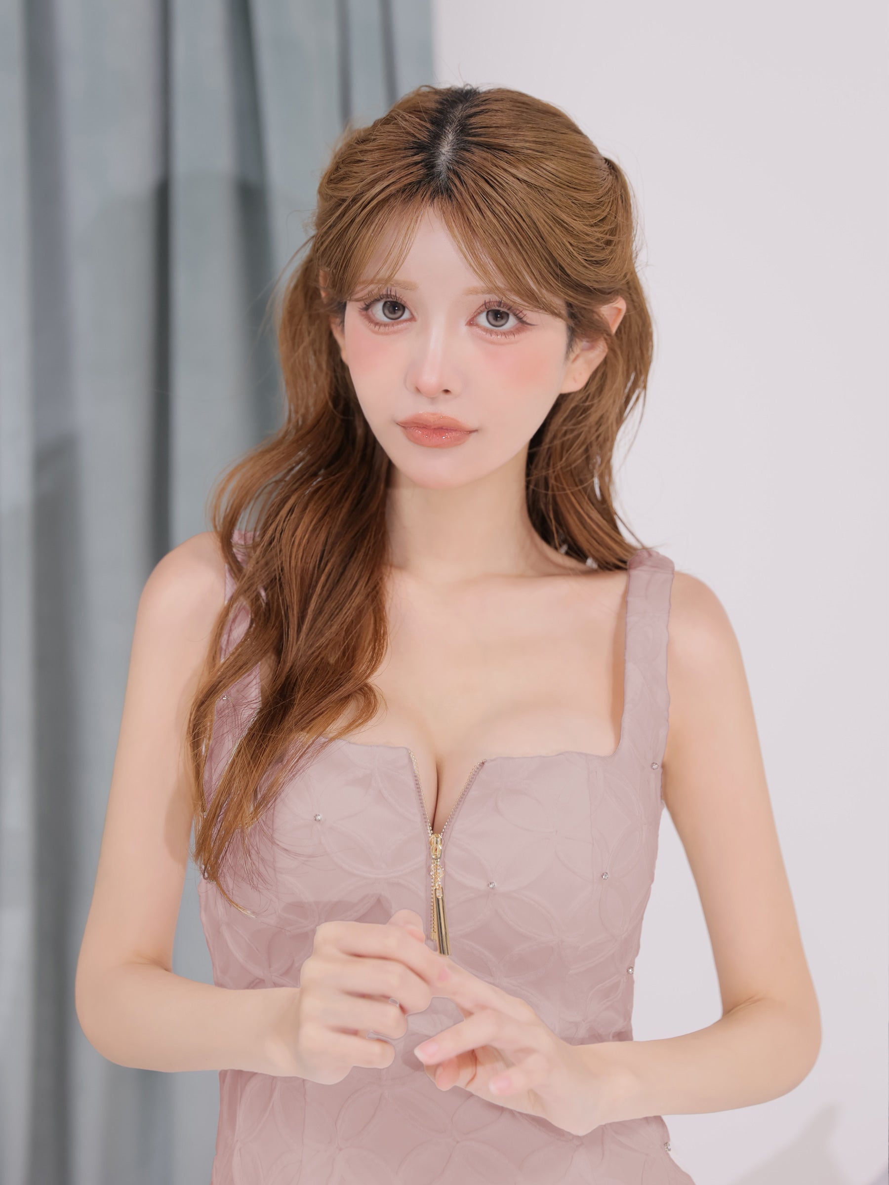 予約商品【7月下旬頃入荷予定】フラワーレースジップフレアミニキャバドレス (fm4919)
