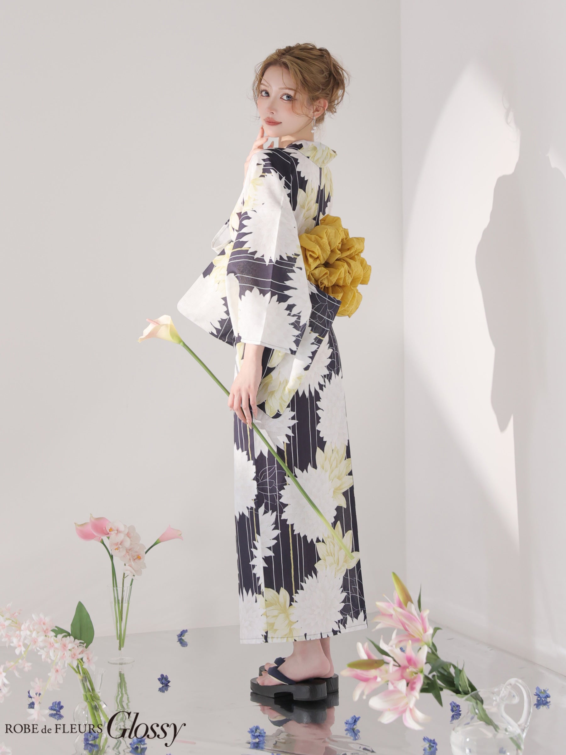 【浴衣】ROBE de FLEURS Glossy Modern Dahlia Yukata (GL5414)