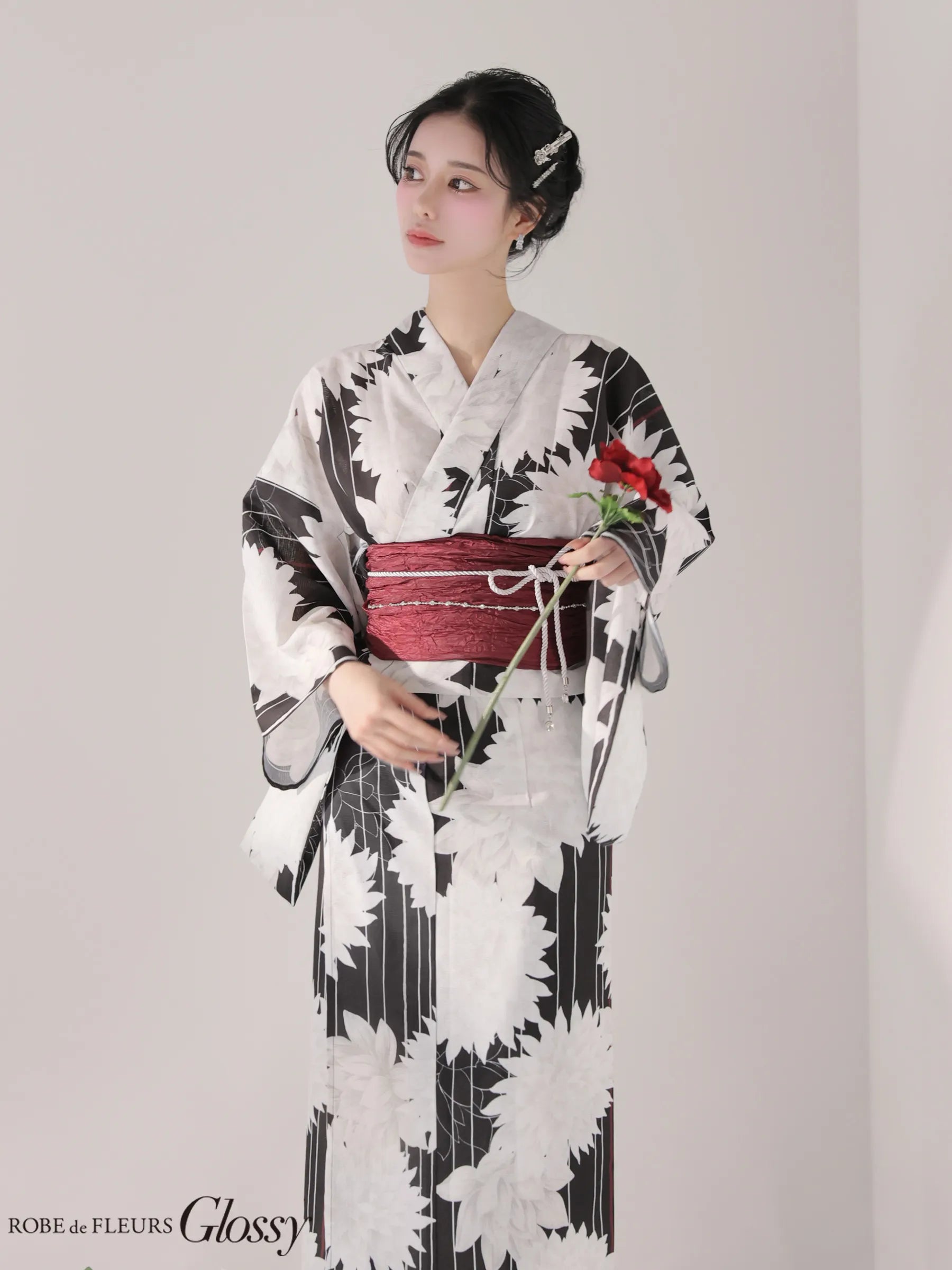 【浴衣】ROBE de FLEURS Glossy Modern Dahlia Yukata (GL5414)