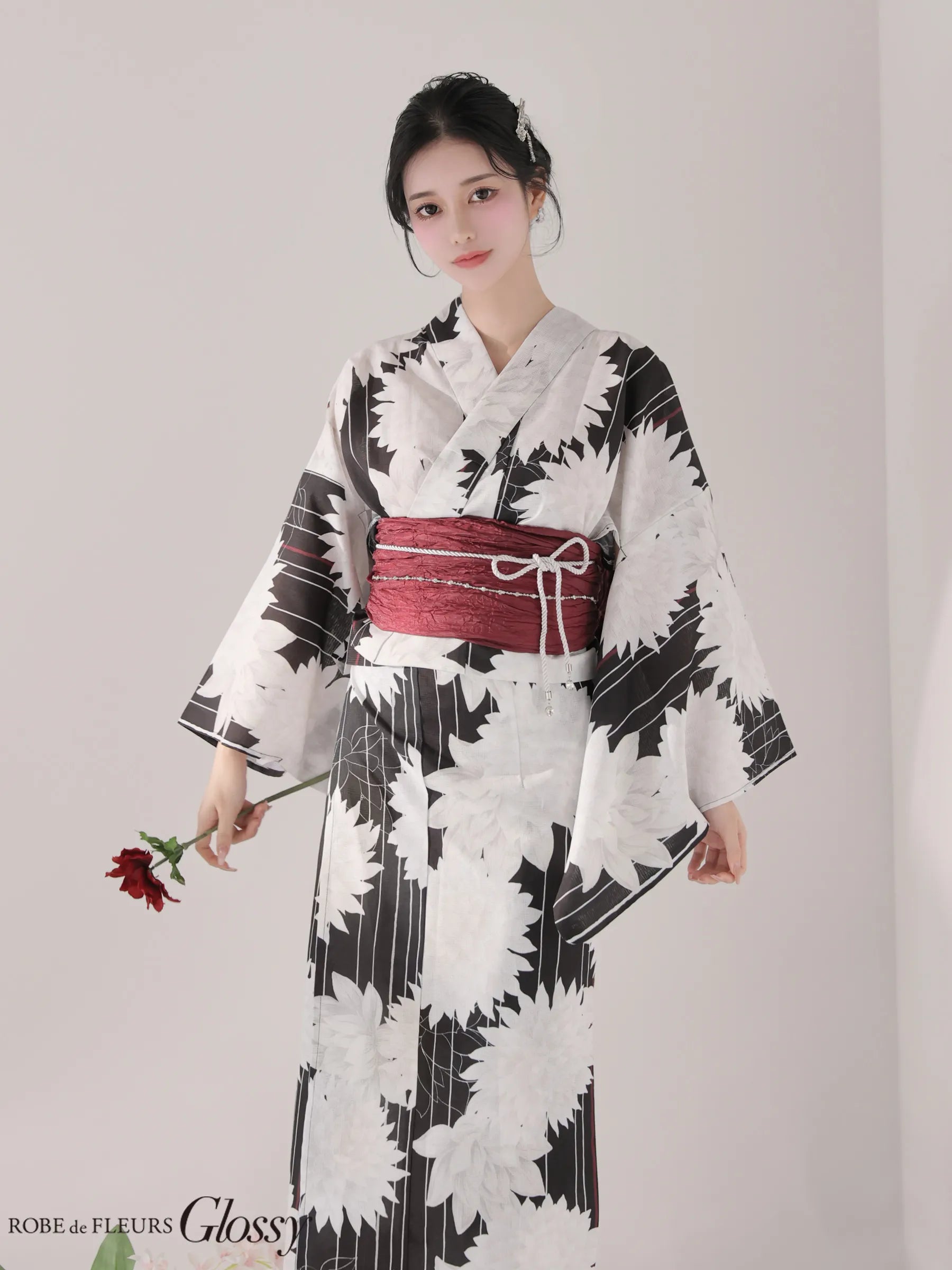 【浴衣】ROBE de FLEURS Glossy Modern Dahlia Yukata (GL5414)