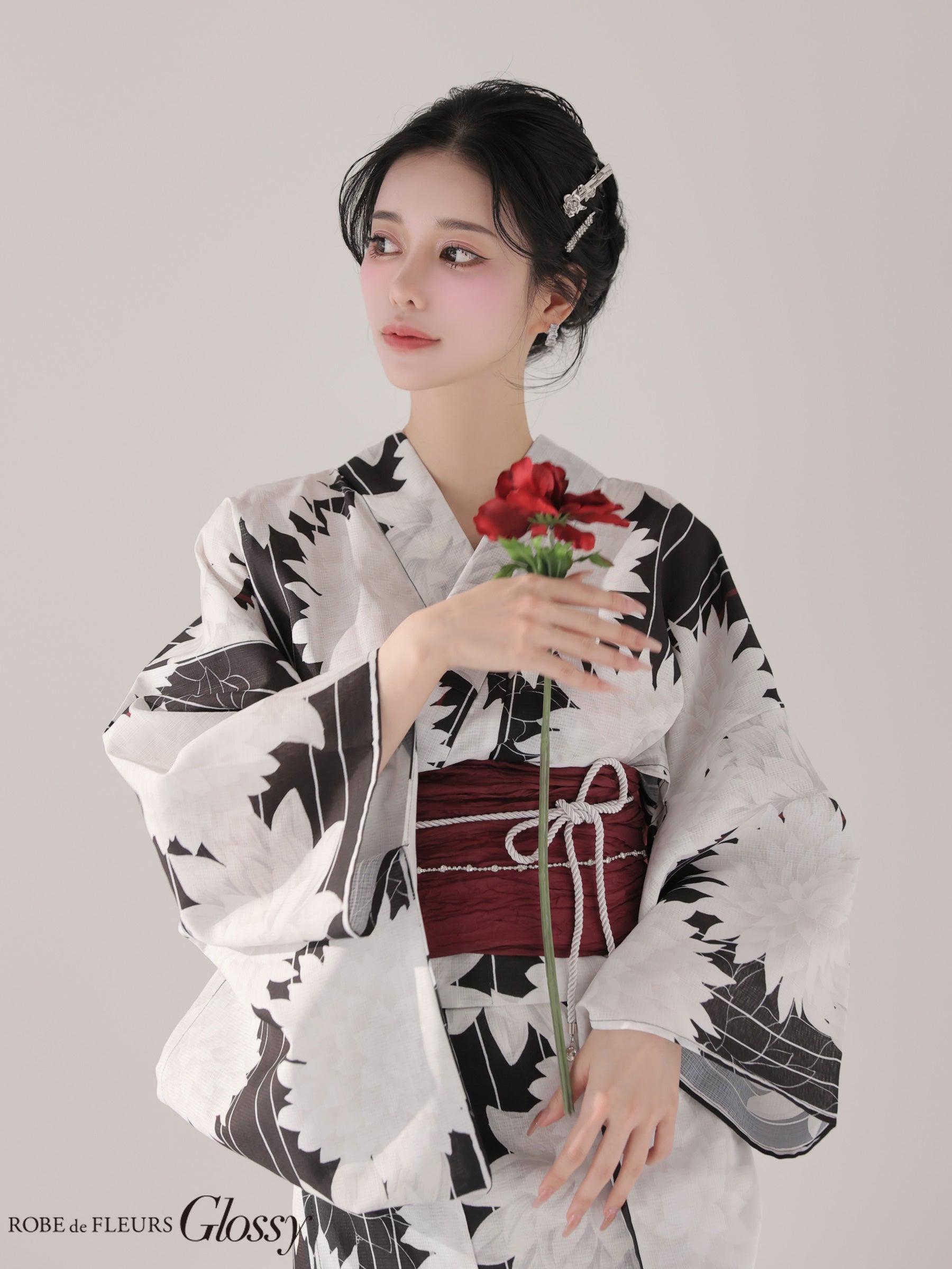 【浴衣】ROBE de FLEURS Glossy Modern Dahlia Yukata (GL5414)