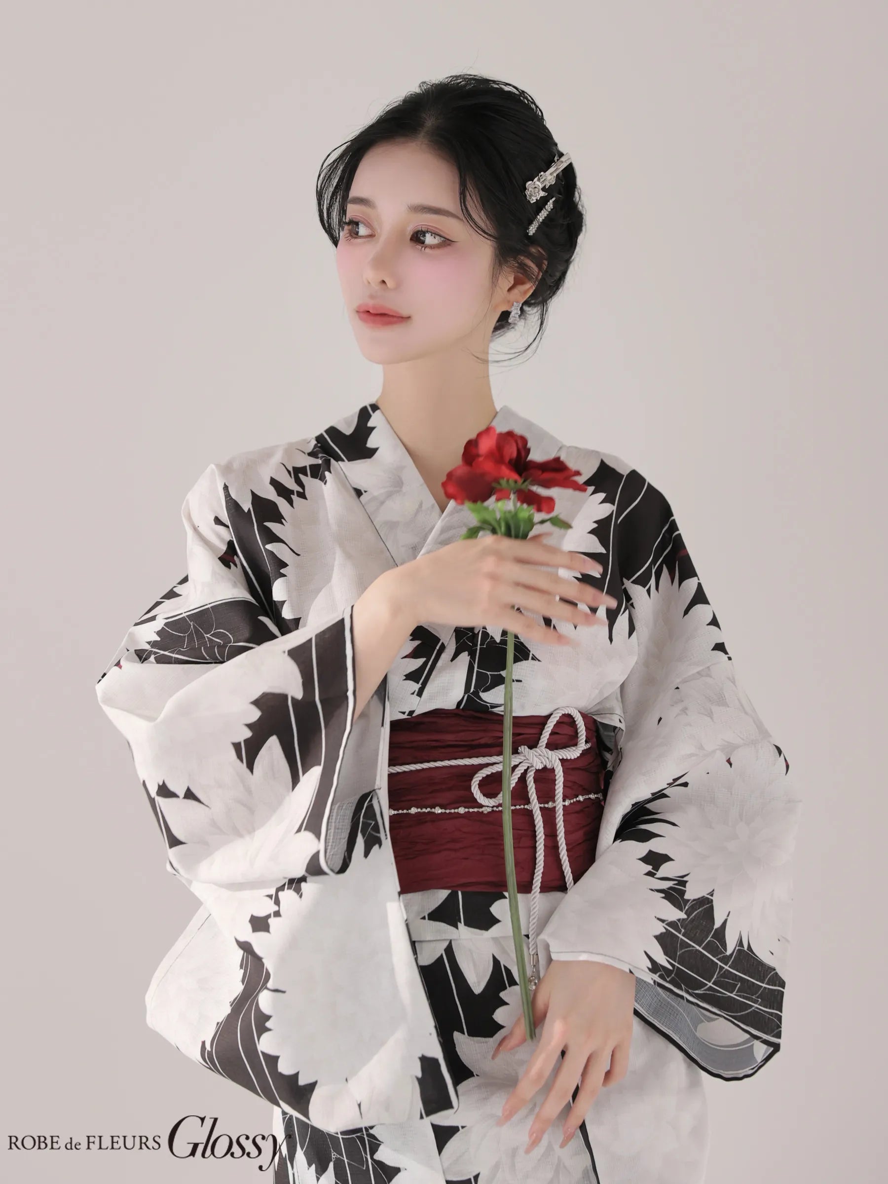 【浴衣】ROBE de FLEURS Glossy Modern Dahlia Yukata (GL5414)