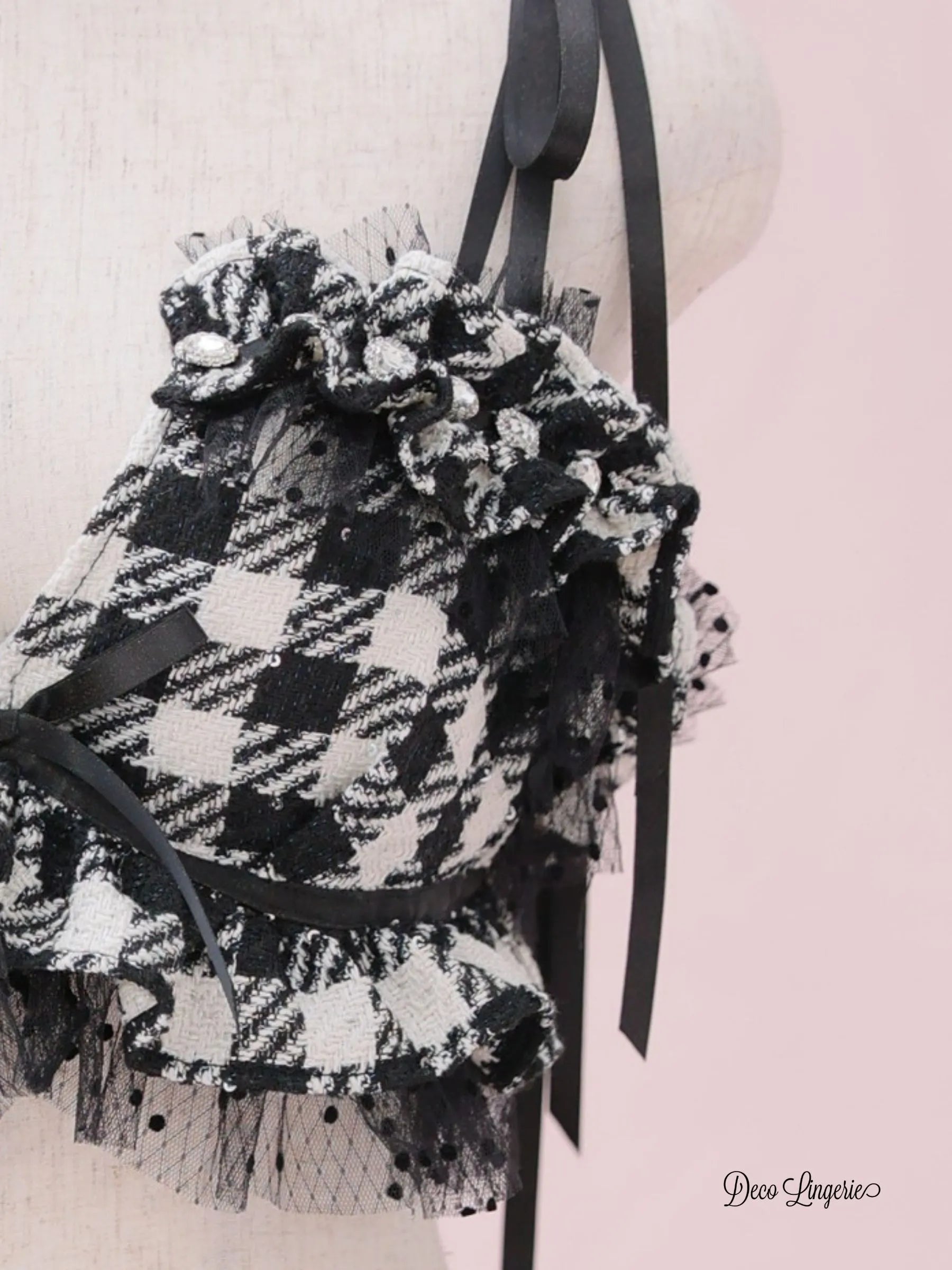 Deco Lingerie 44 (DL44)