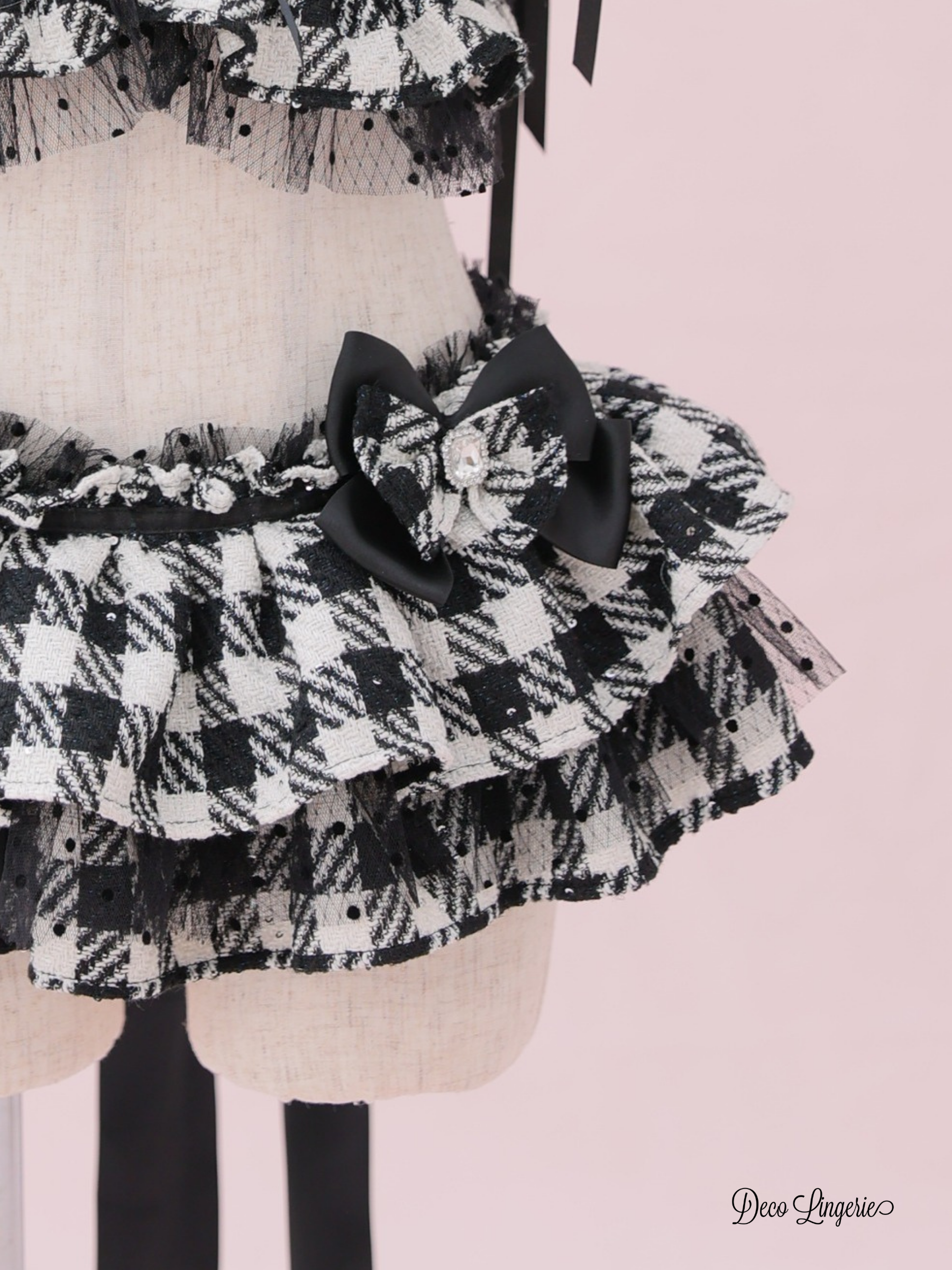 Deco Lingerie 44 (DL44)
